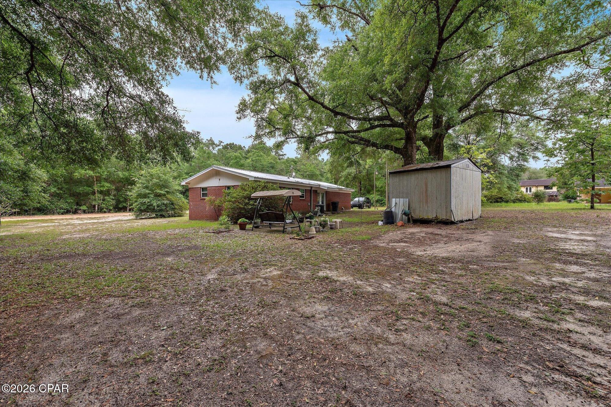 1561 Blue Creek Road Ponce De Leon FL 32455