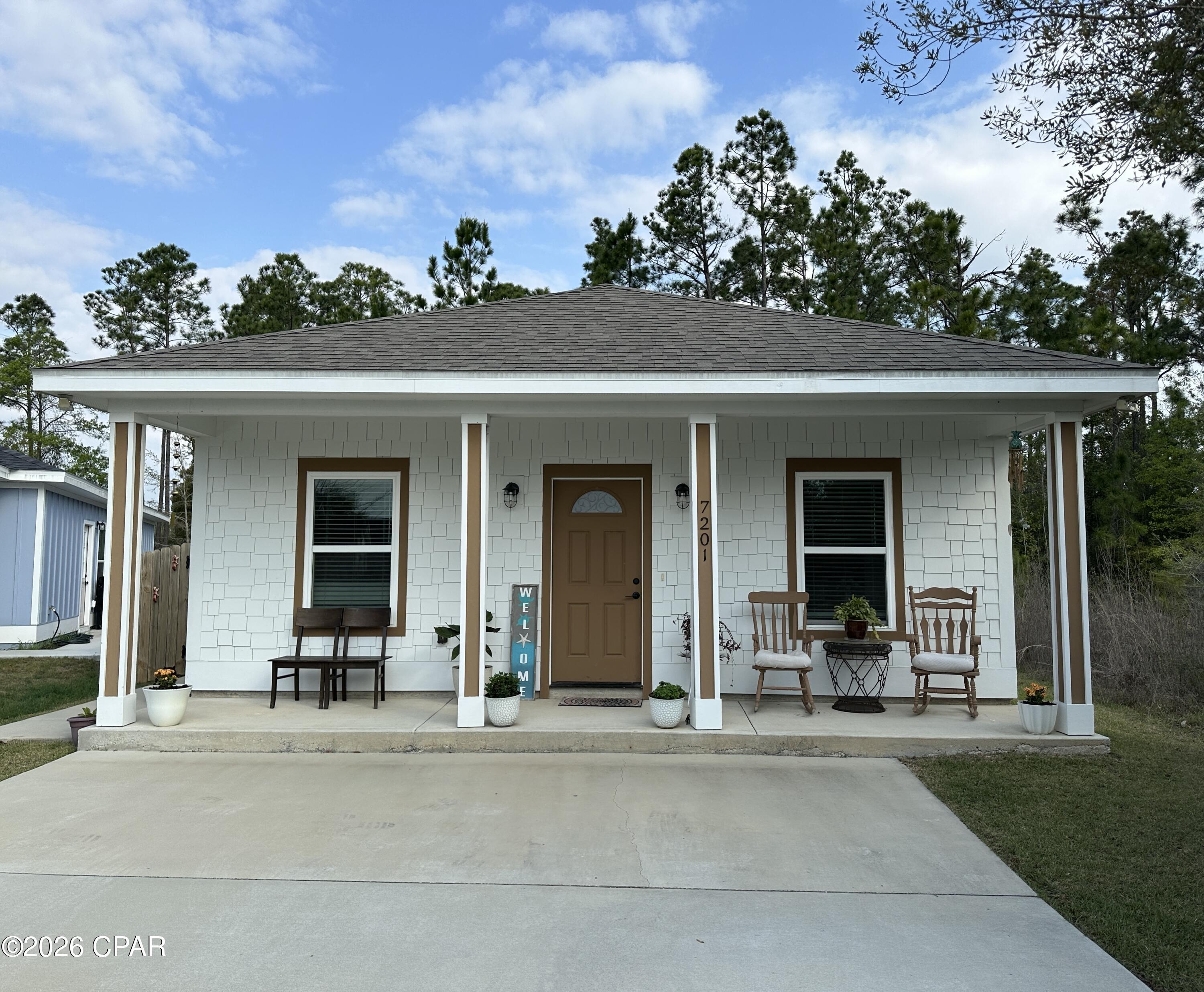 7201 Lake Suzzanne Way Panama City FL 32404