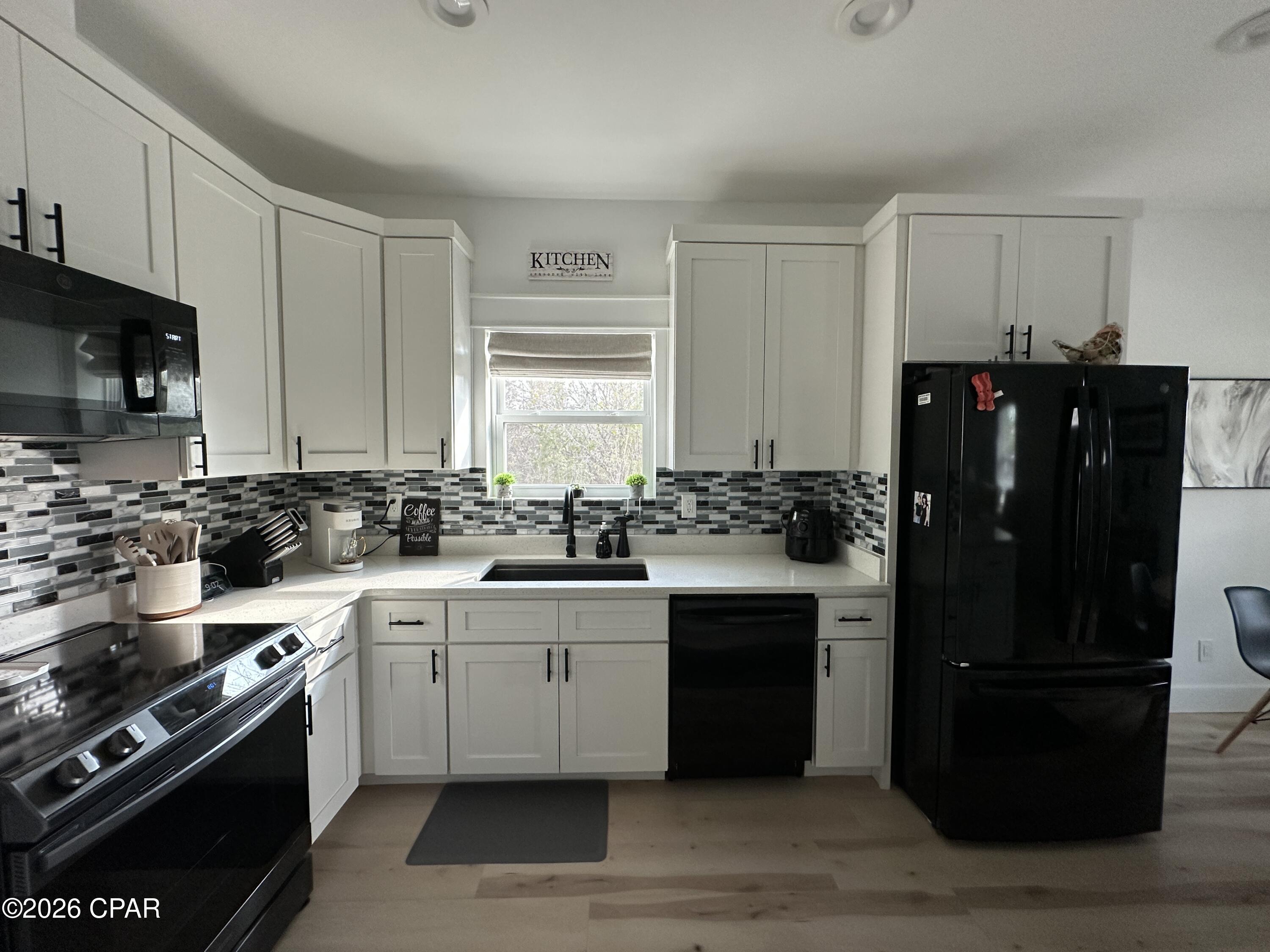 7201 Lake Suzzanne Way Panama City FL 32404