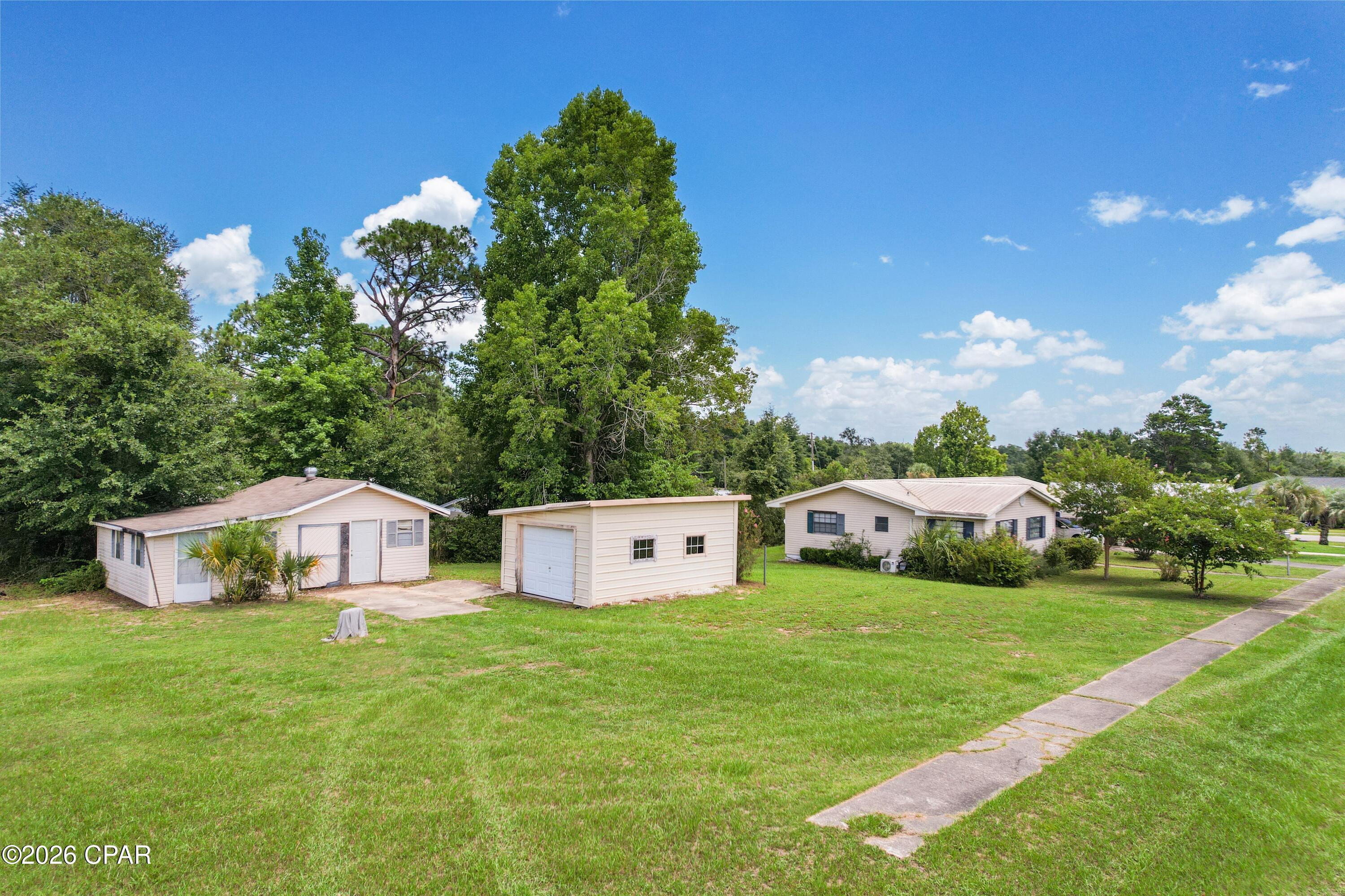 1804 Ulmer Lane Chipley FL 32428
