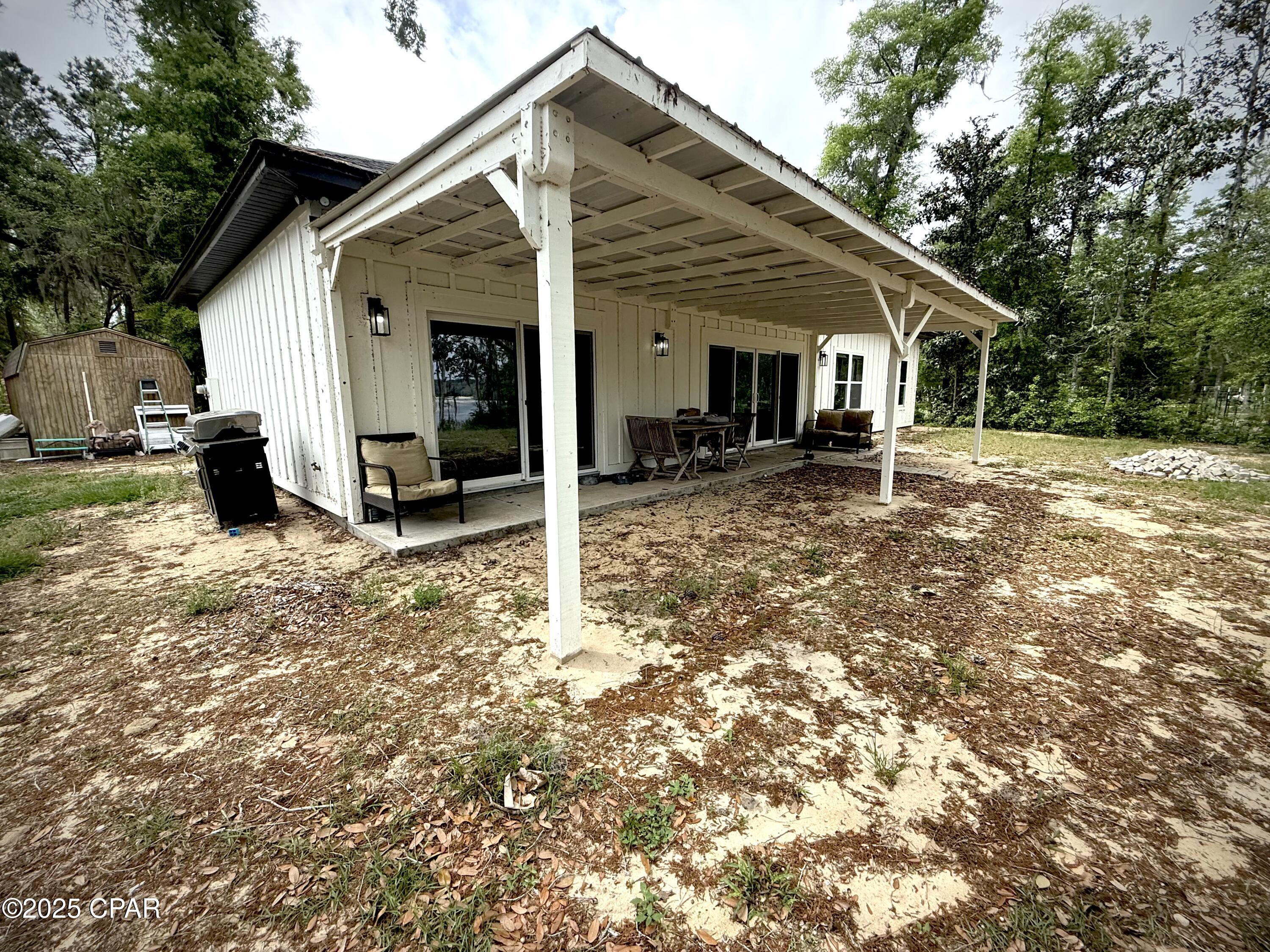 3034 Paradise Lakes Road Chipley FL 32428