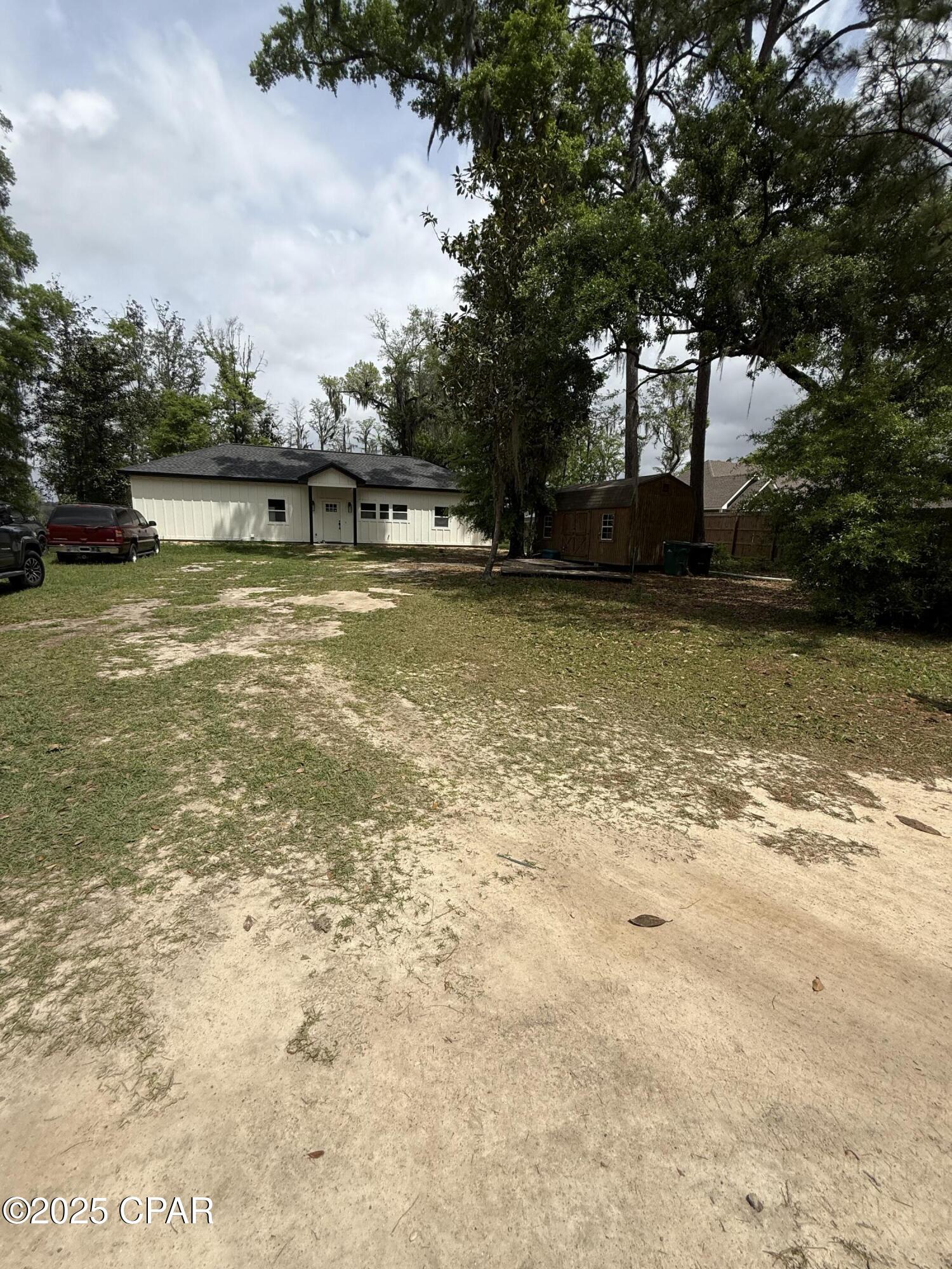 3034 Paradise Lakes Road Chipley FL 32428