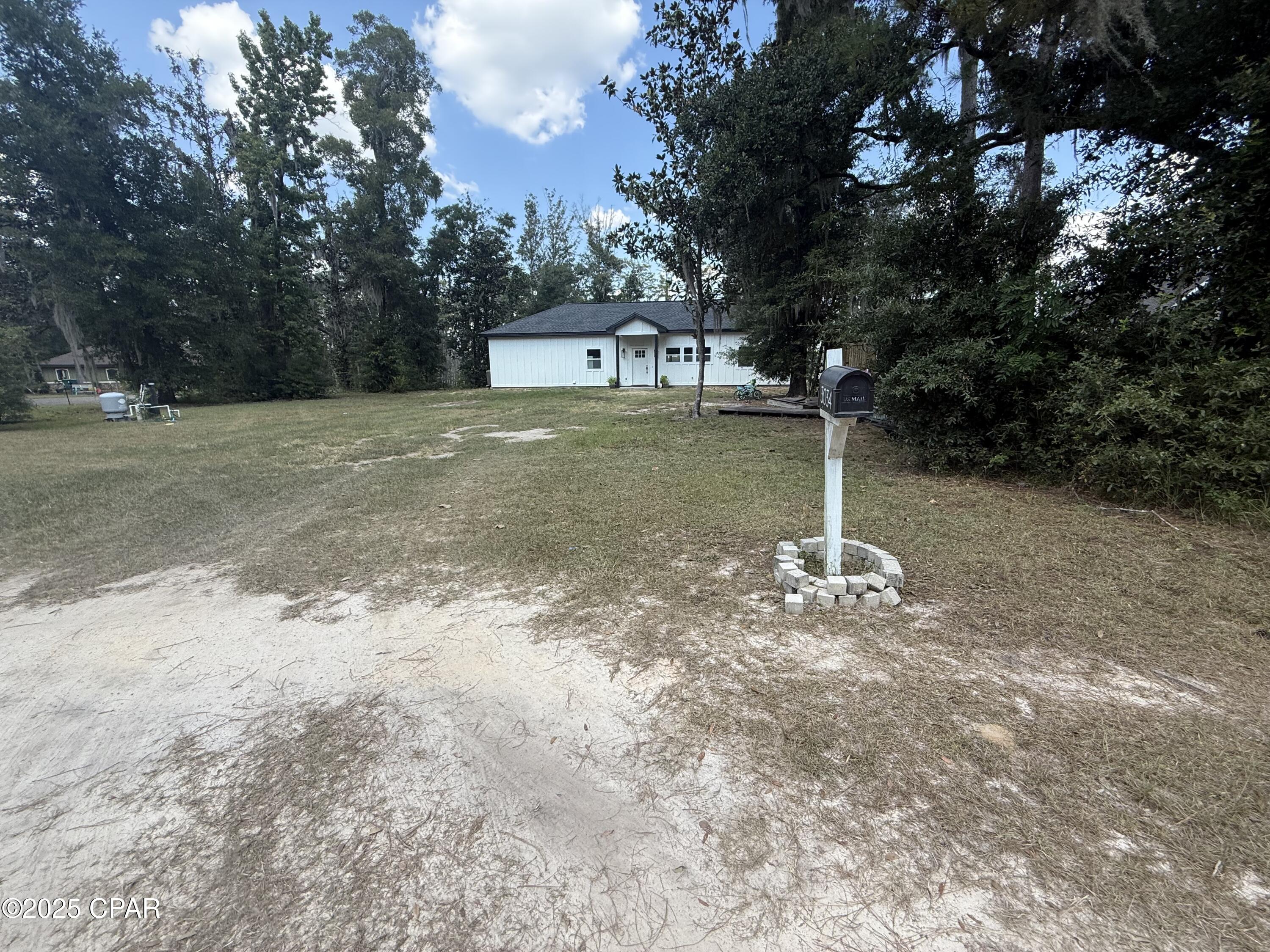3034 Paradise Lakes Road Chipley FL 32428