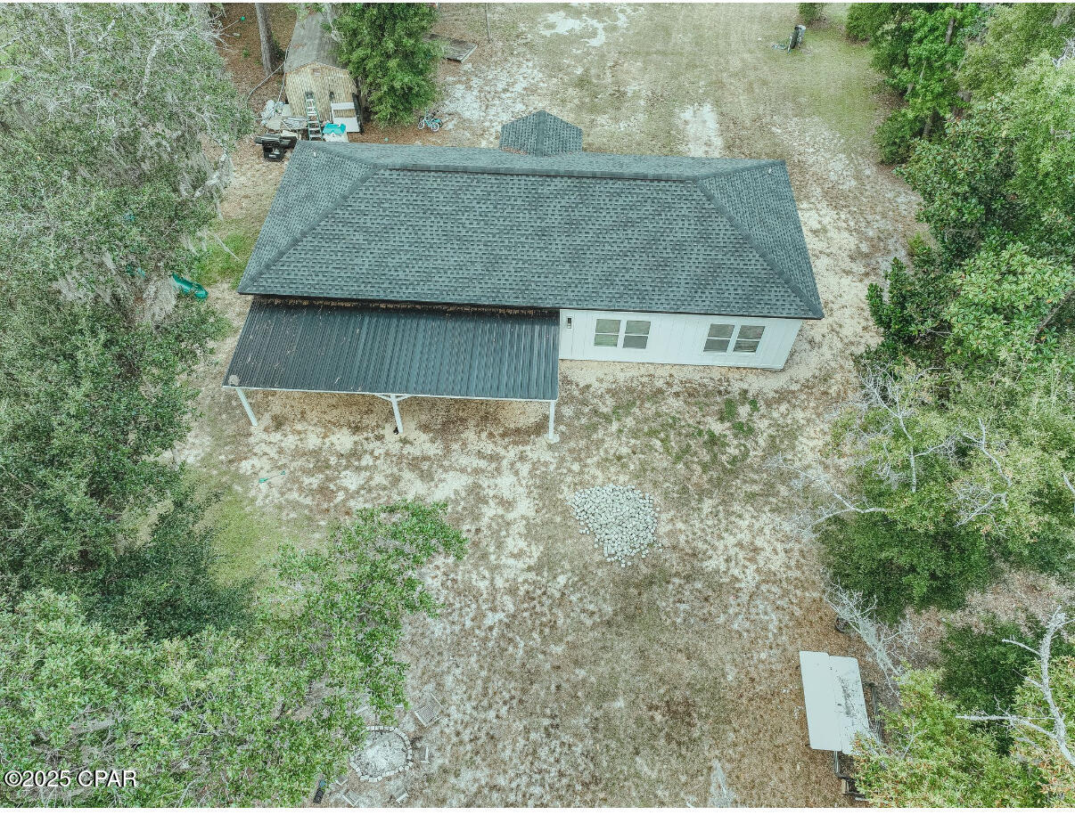 3034 Paradise Lakes Road Chipley FL 32428