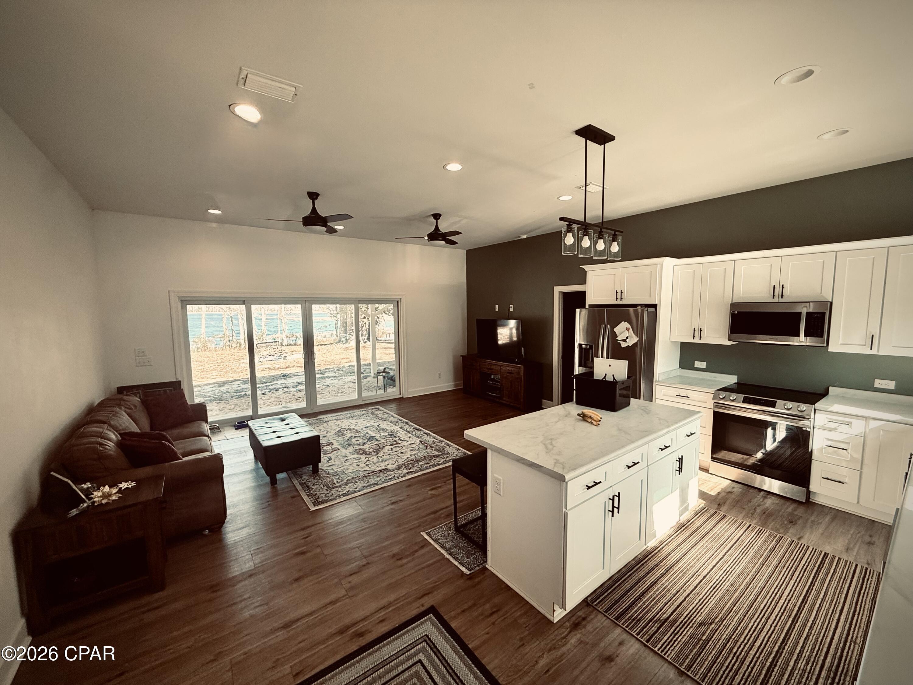3034 Paradise Lakes Road Chipley FL 32428