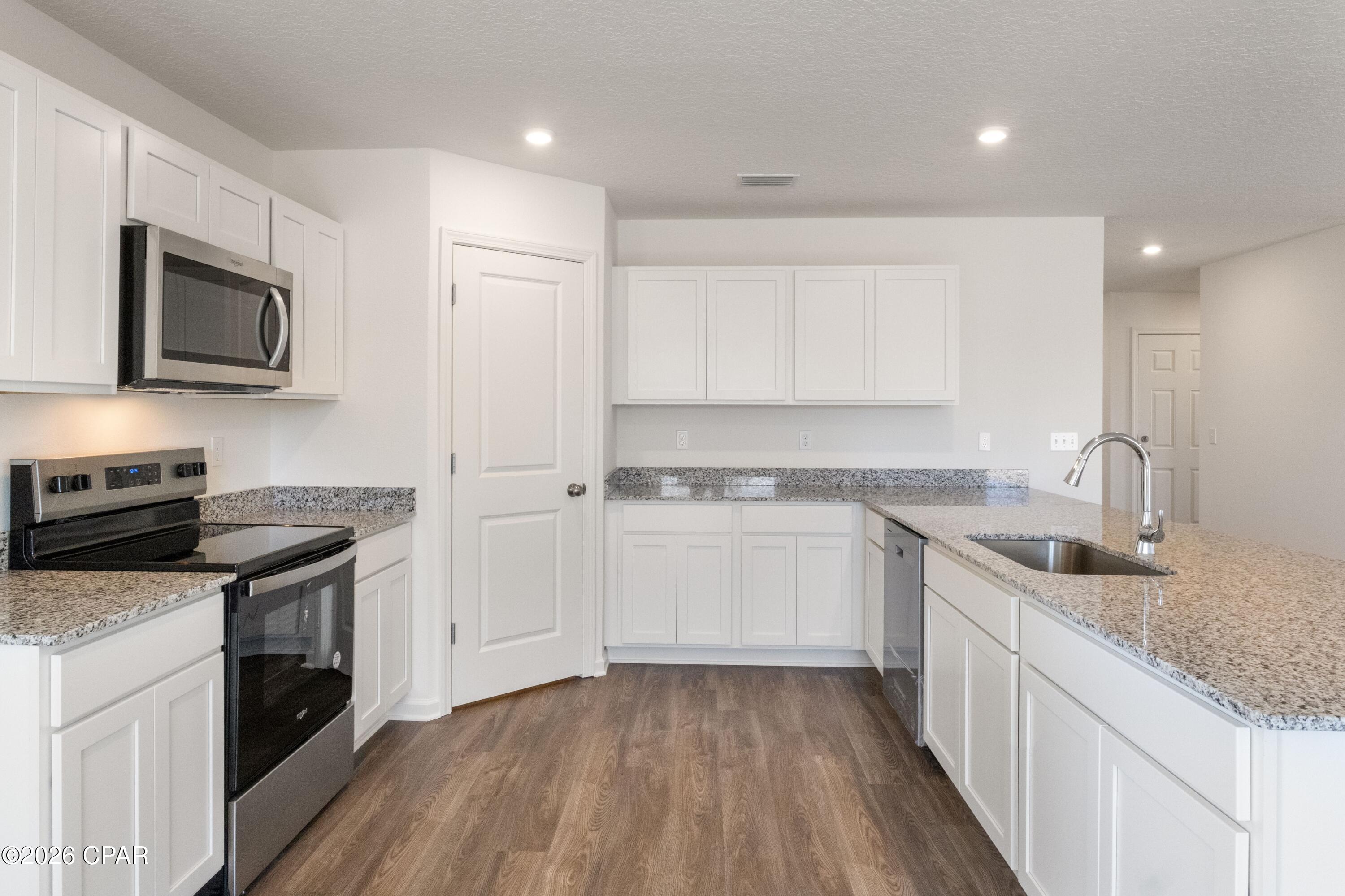 2294 Geraldine Circle Chipley FL 32428