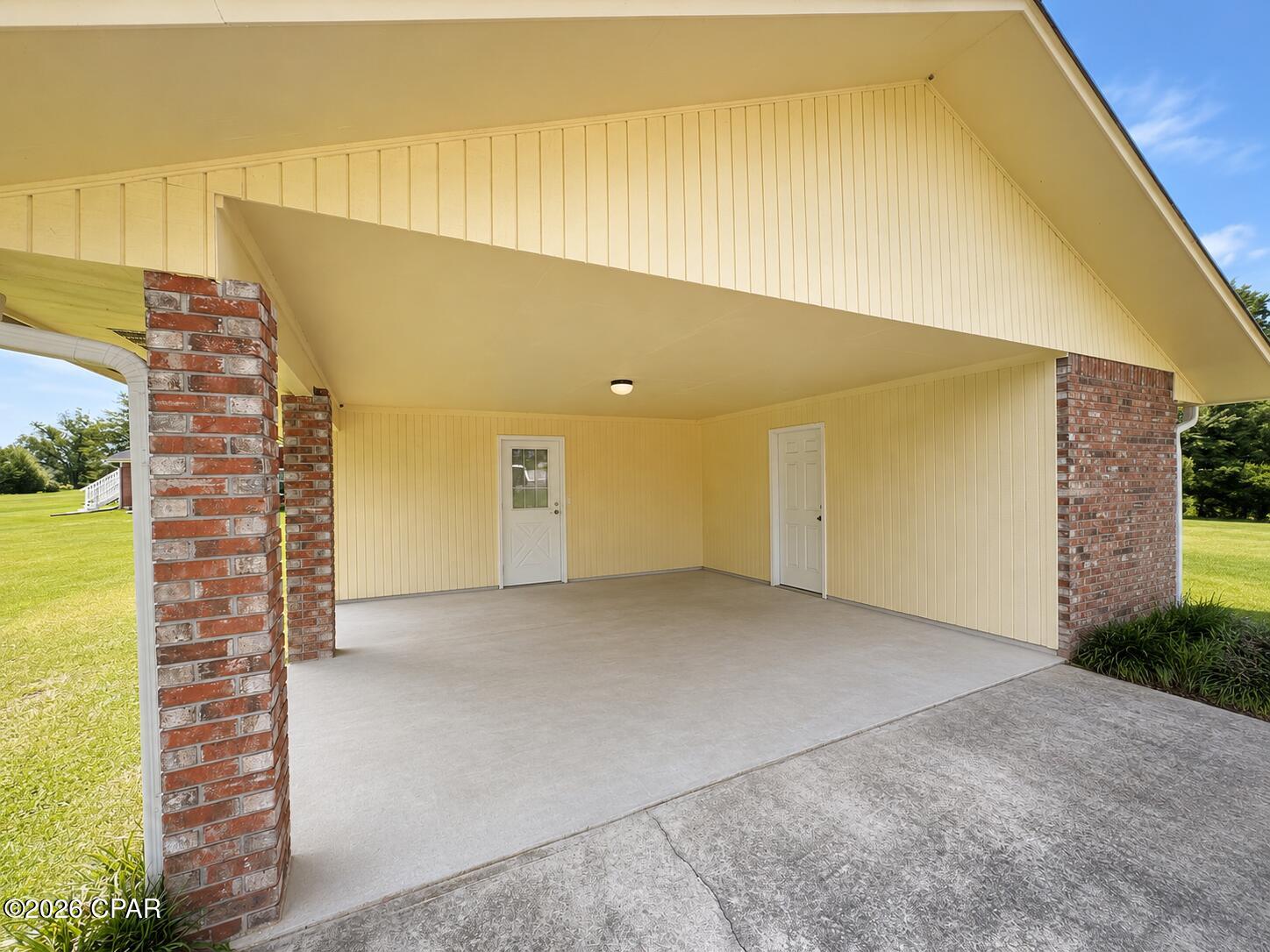 2530 Mashburn Road Marianna FL 32448