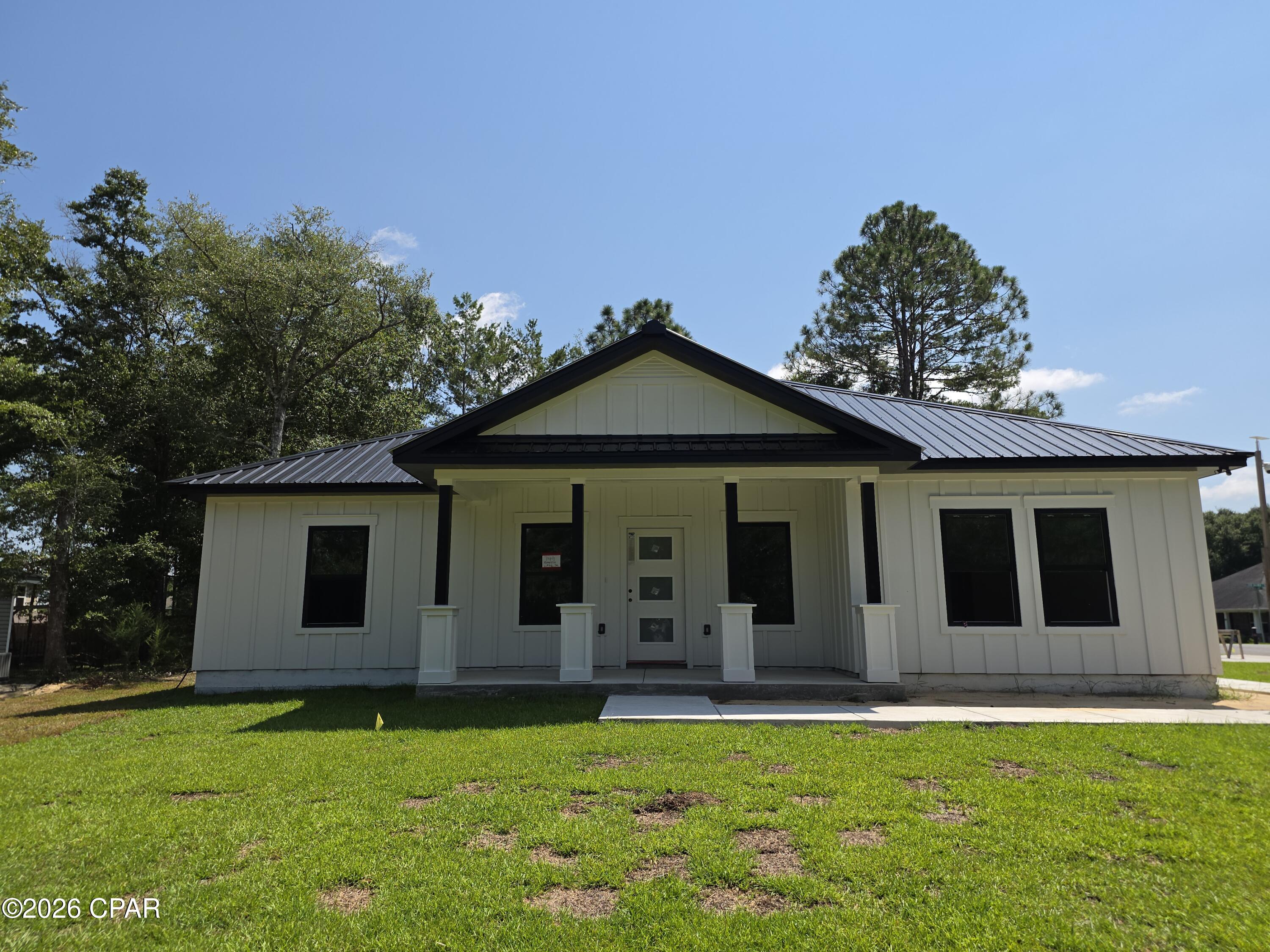 Defuniak Springs FL, 749 Magnolia Lake Drive