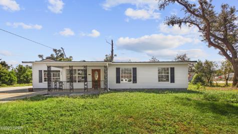 1008 E 2nd Place Panama City FL 32401