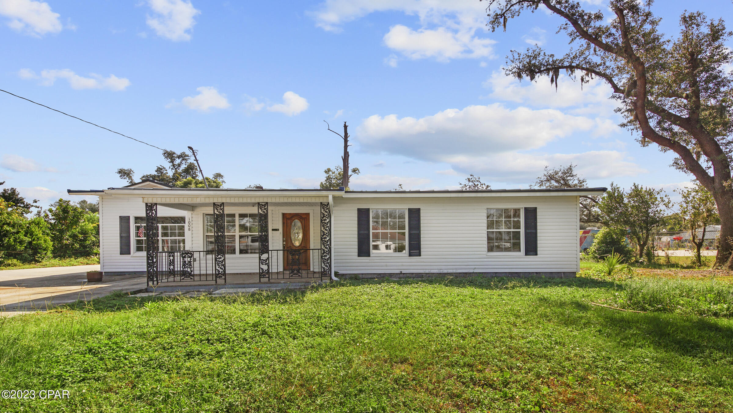1008 E 2nd Place Panama City FL 32401
