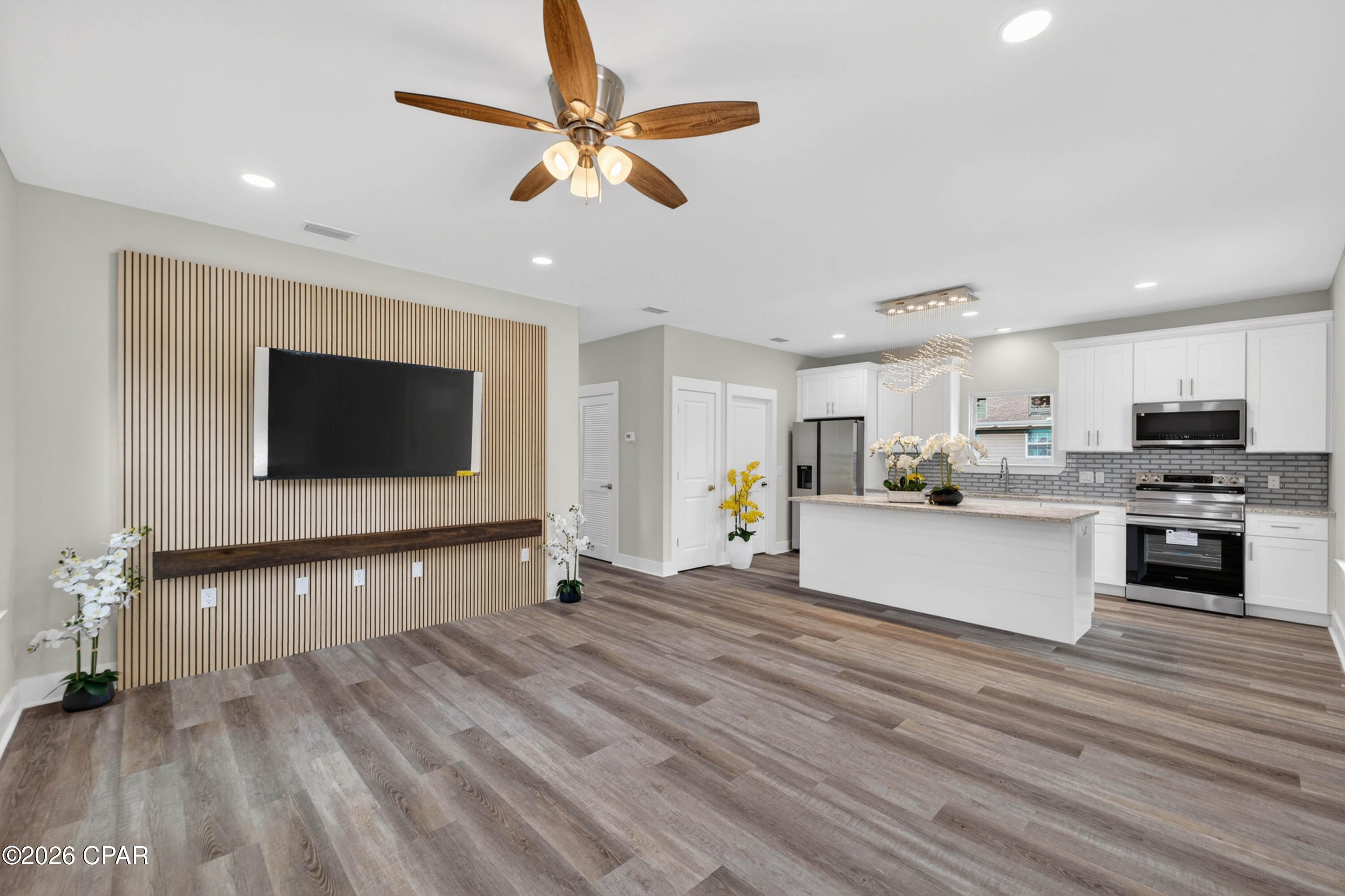 517 N Gray Avenue Panama City FL 32401