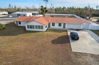 2742 E 390 Highway Panama City FL 32405