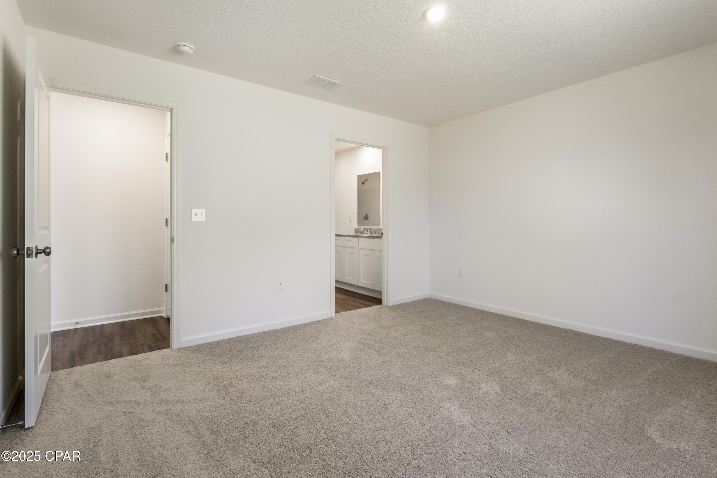 2307 Shenandoah Boulevard Chipley FL 32428