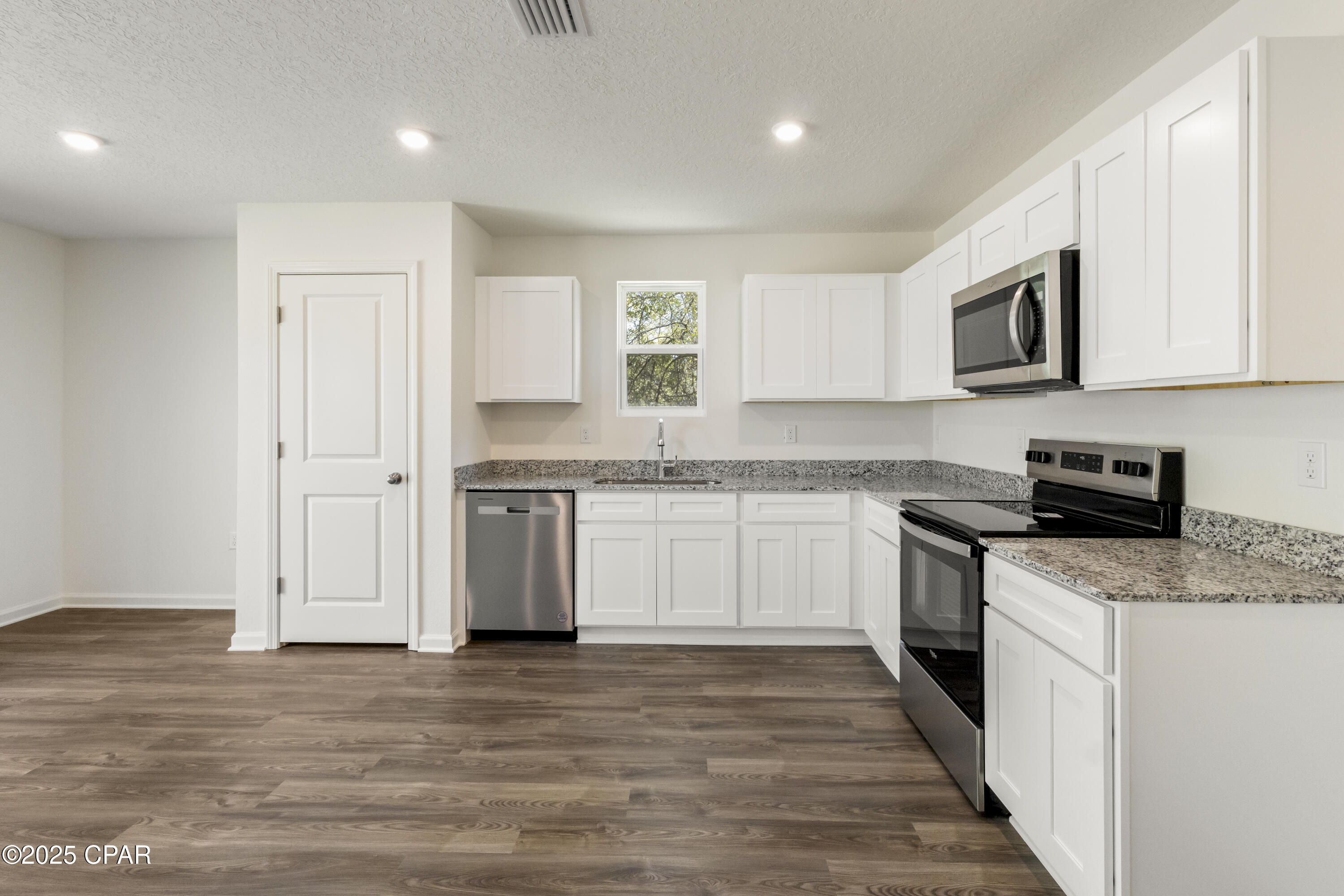 2307 Shenandoah Boulevard Chipley FL 32428