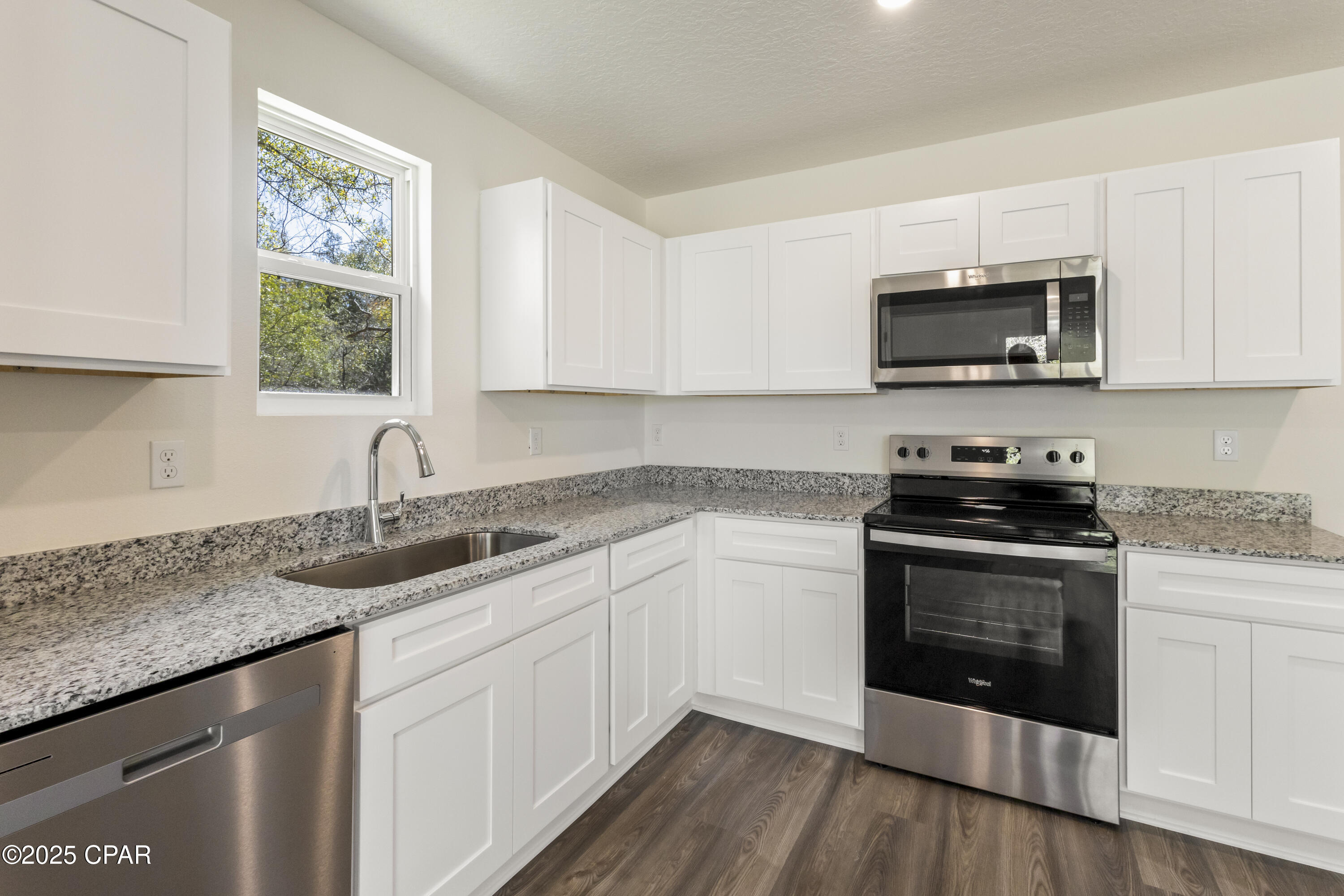 2307 Shenandoah Boulevard Chipley FL 32428