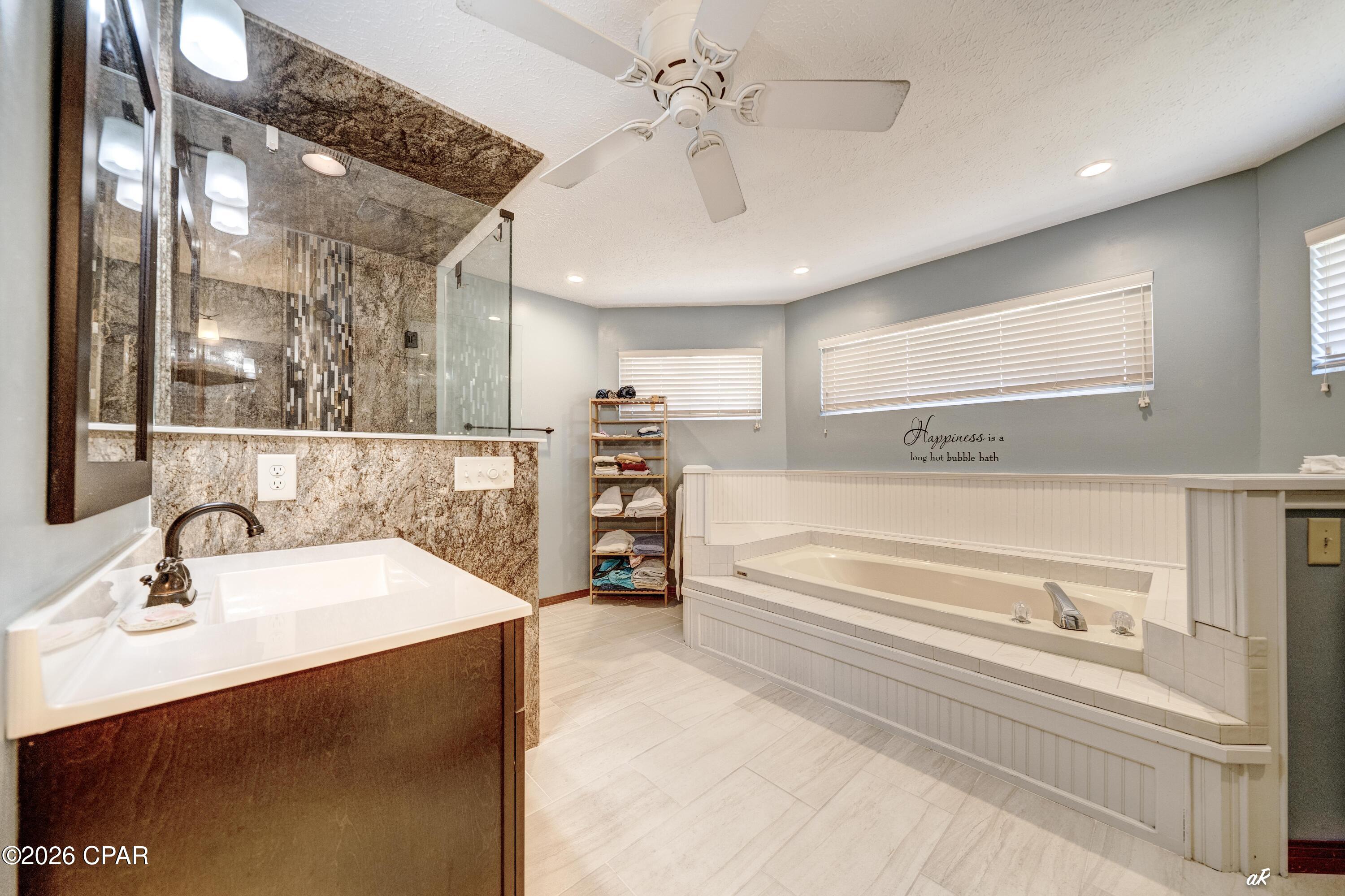 2910 Kings Harbour Road Panama City FL 32405