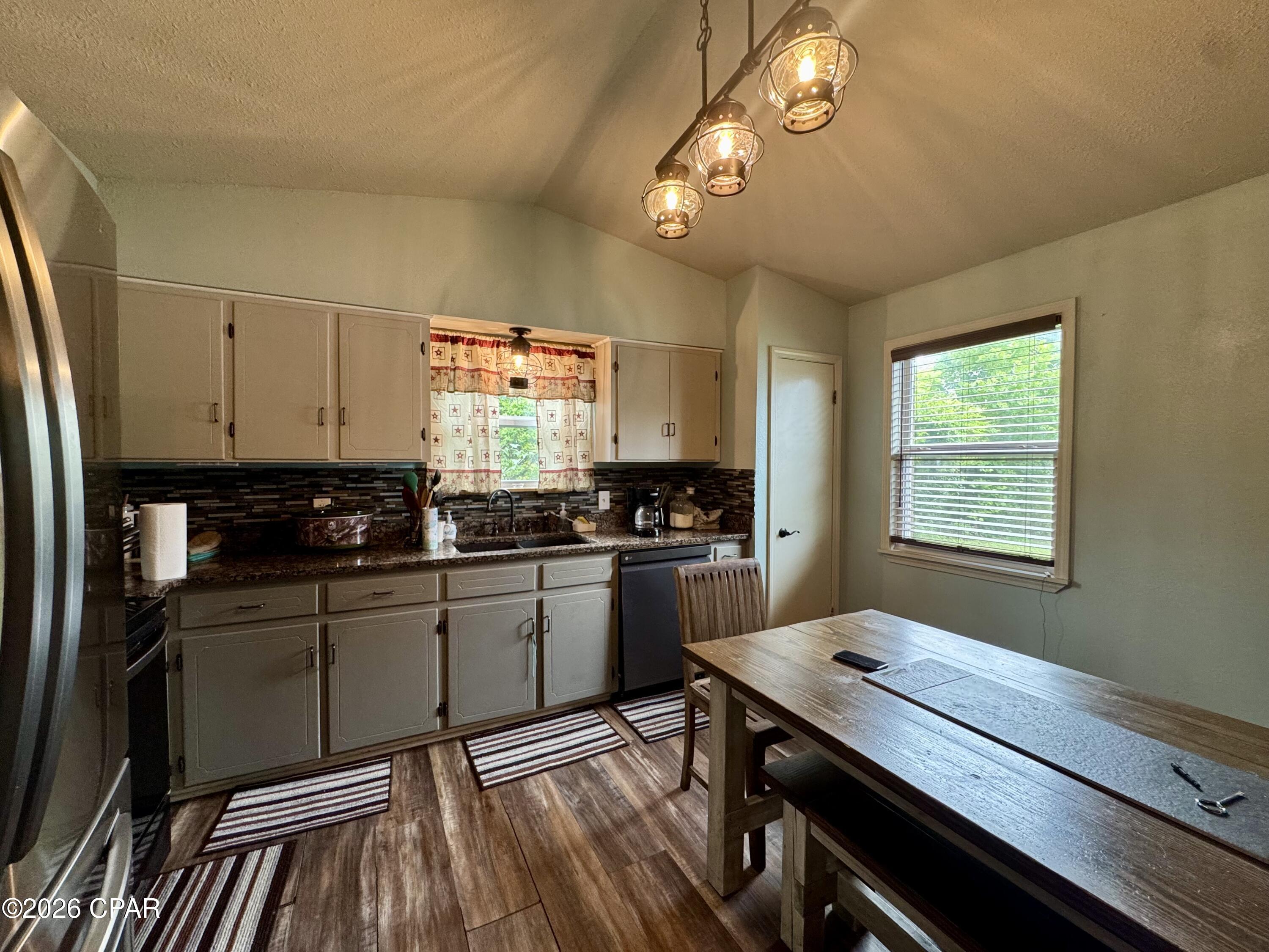 4828 Rooks Drive Marianna FL 32446