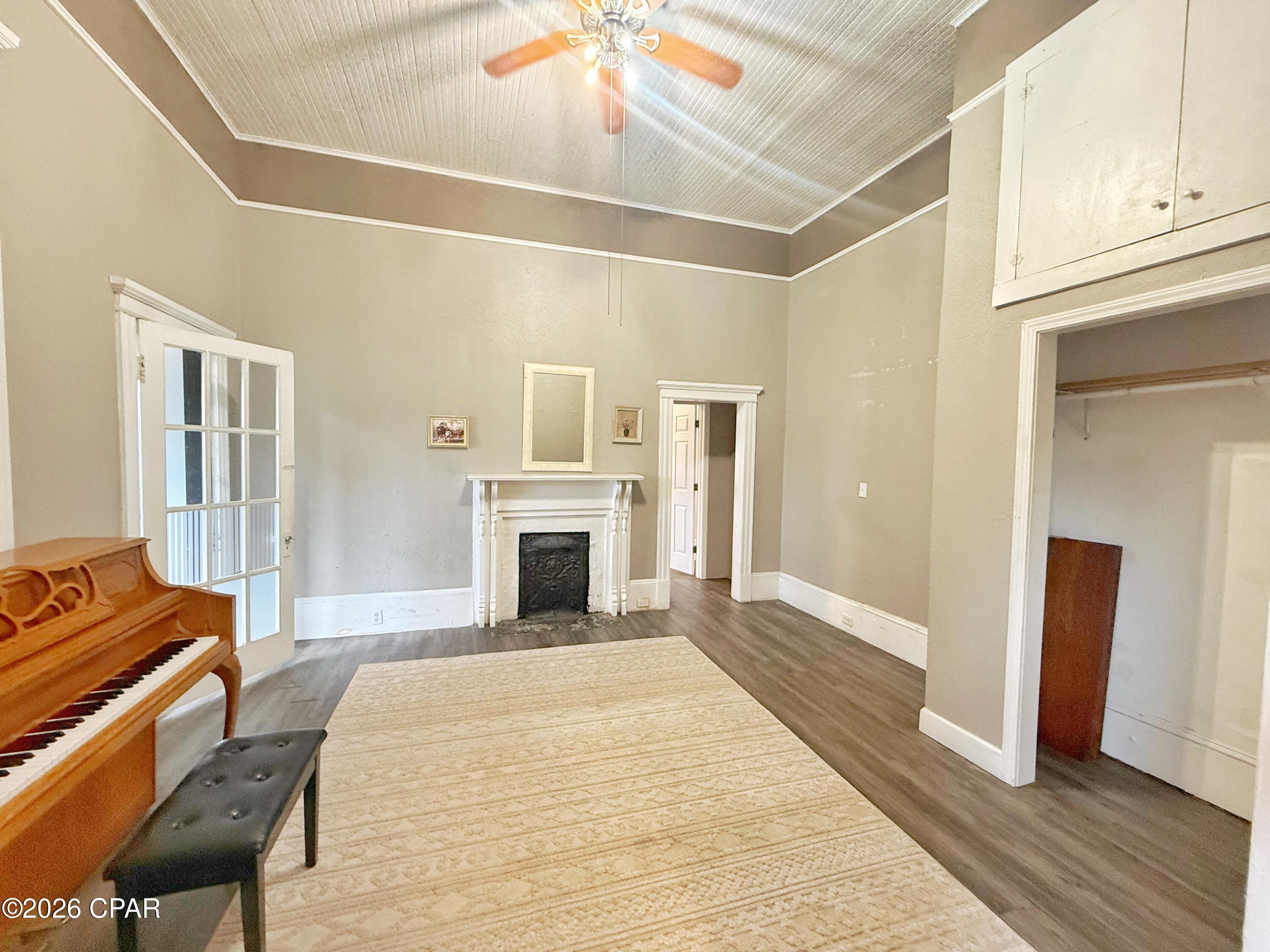 2977 Jefferson Street Marianna FL 32446