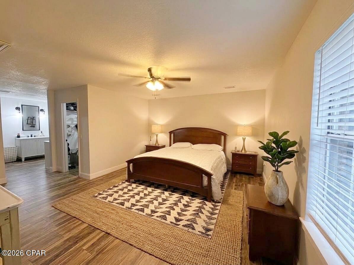 4662 The Oaks Drive Marianna FL 32446
