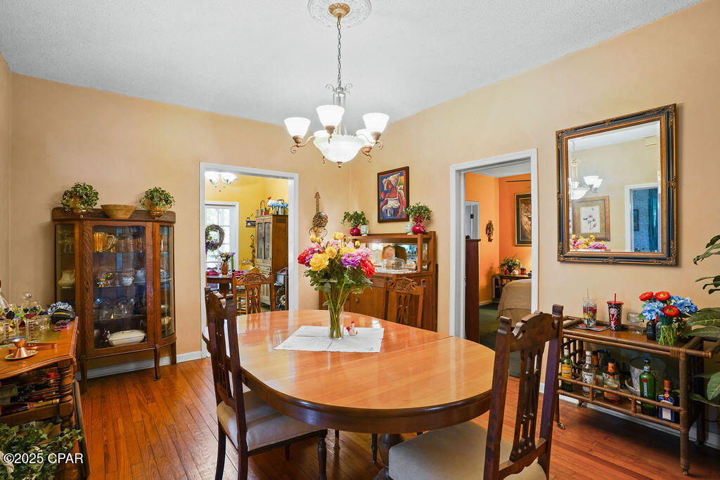 1324 Coggin Avenue Chipley FL 32428