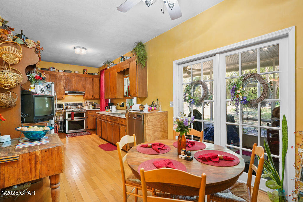 1324 Coggin Avenue Chipley FL 32428
