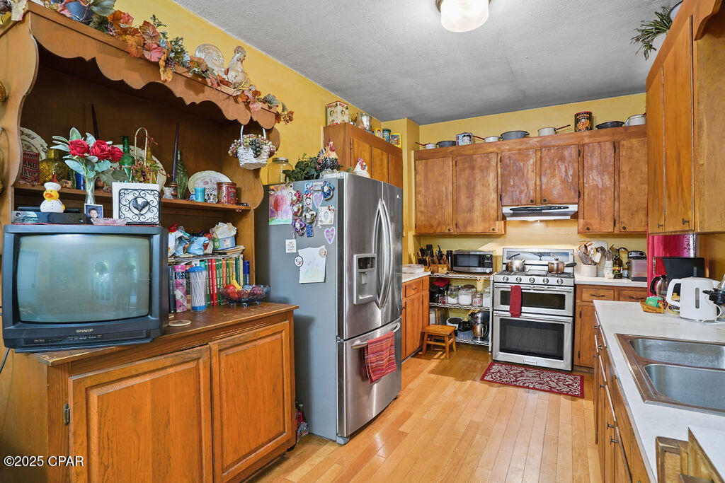 1324 Coggin Avenue Chipley FL 32428