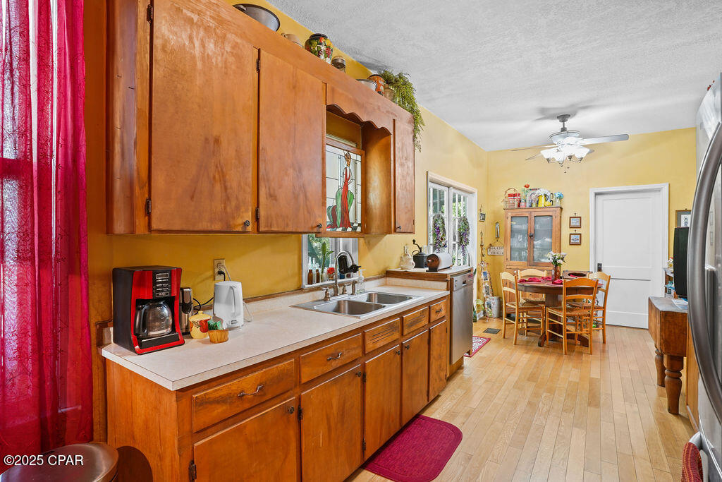 1324 Coggin Avenue Chipley FL 32428