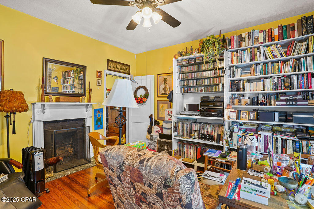 1324 Coggin Avenue Chipley FL 32428