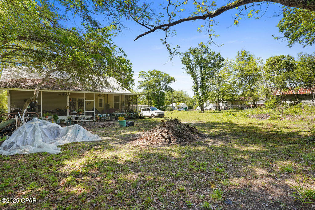 1324 Coggin Avenue Chipley FL 32428