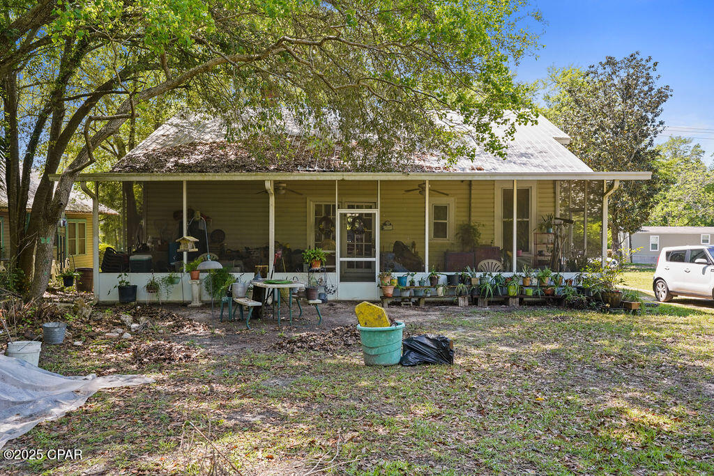 1324 Coggin Avenue Chipley FL 32428