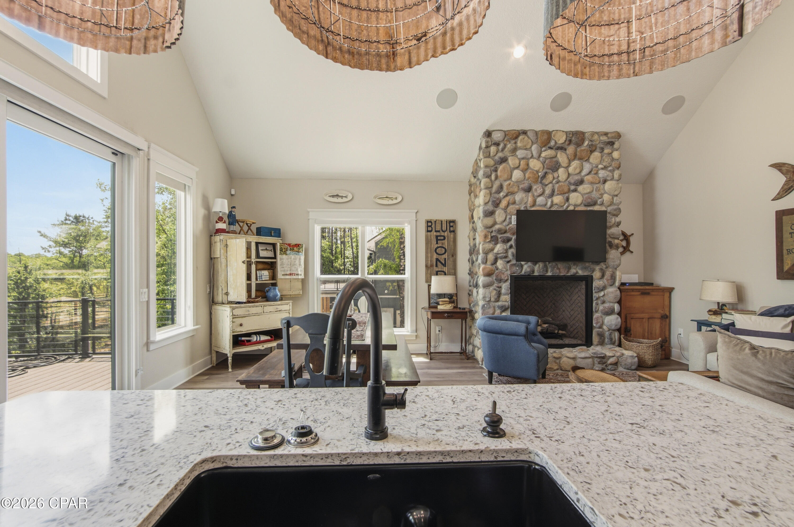 182 Blue Pond Circle Ponce De Leon FL 32455