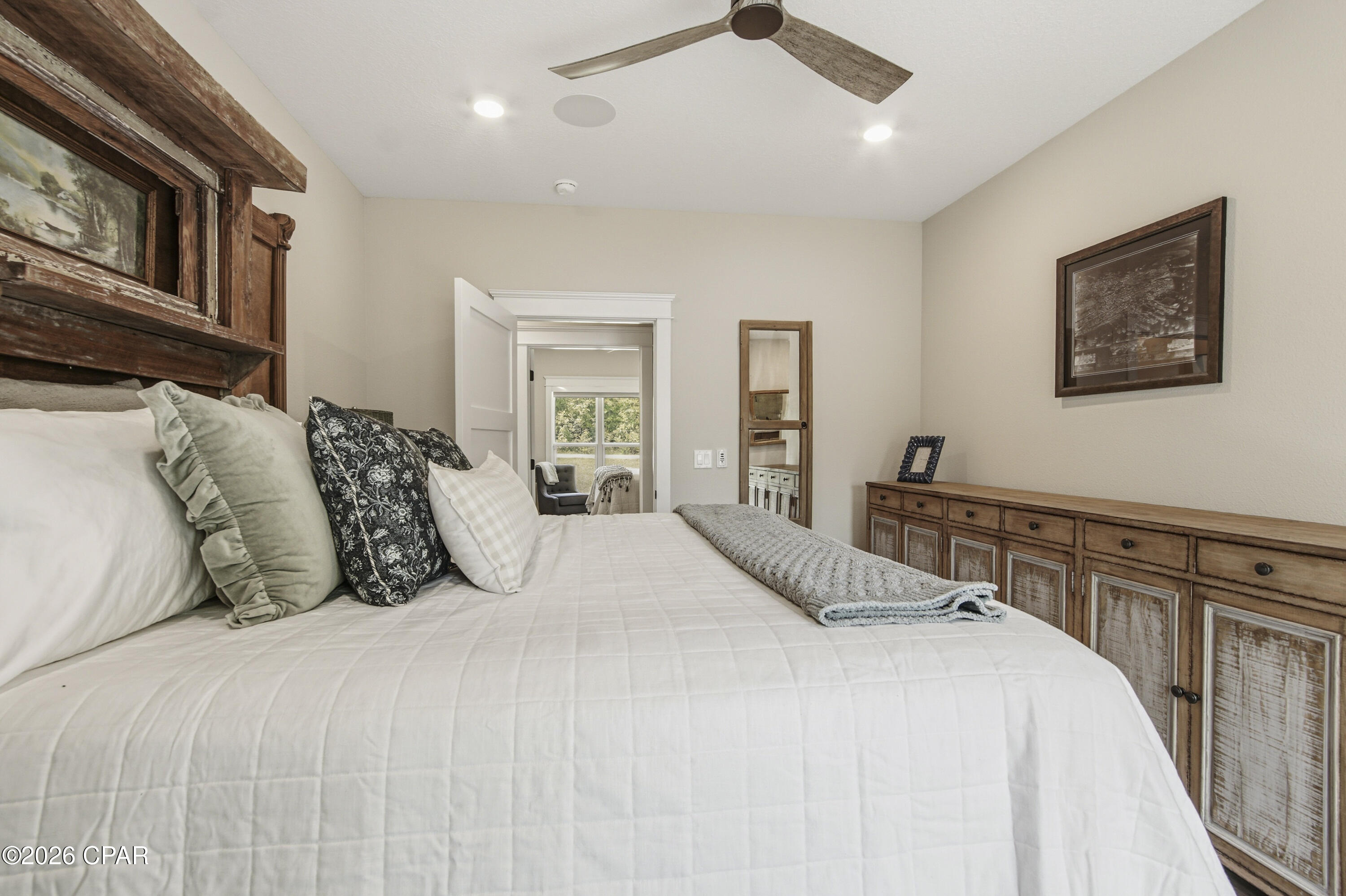 182 Blue Pond Circle Ponce De Leon FL 32455
