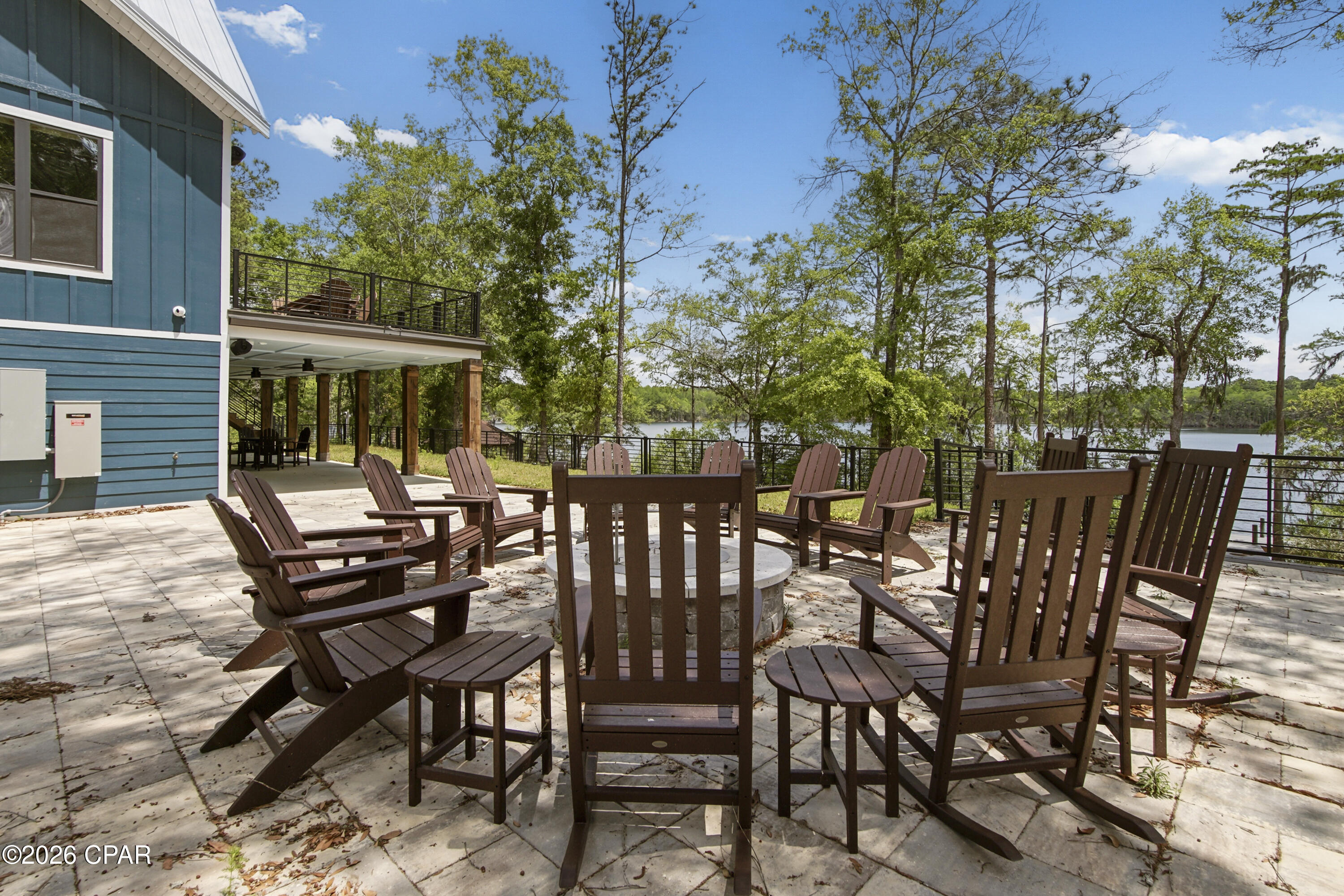 182 Blue Pond Circle Ponce De Leon FL 32455