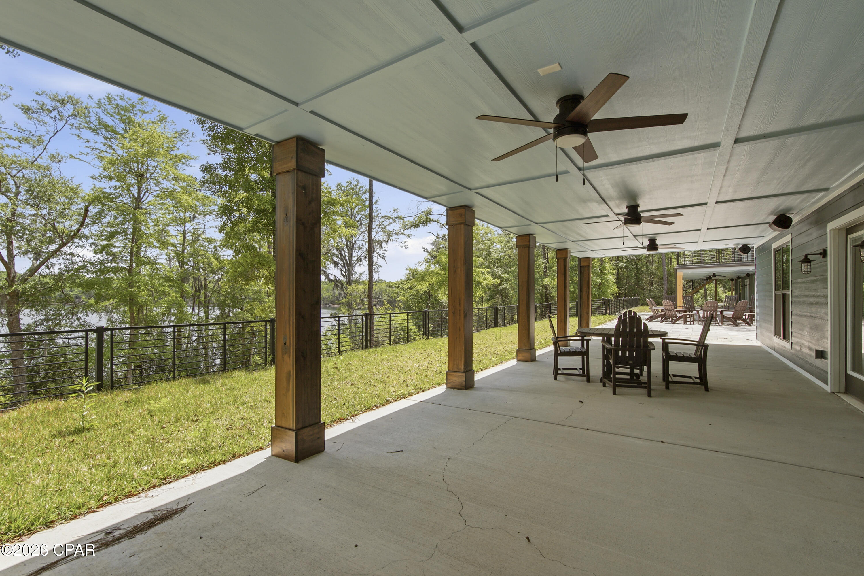 182 Blue Pond Circle Ponce De Leon FL 32455