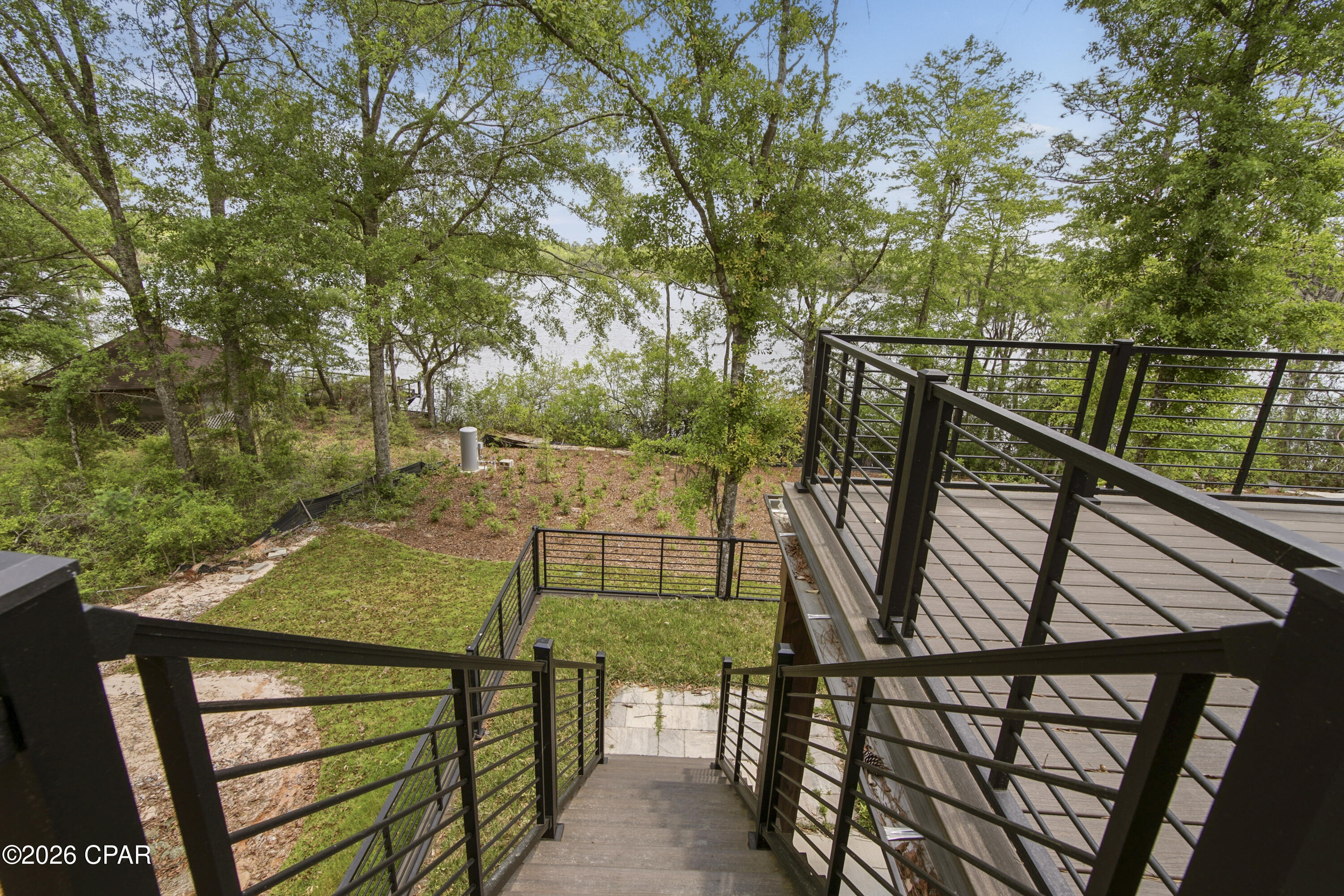 182 Blue Pond Circle Ponce De Leon FL 32455