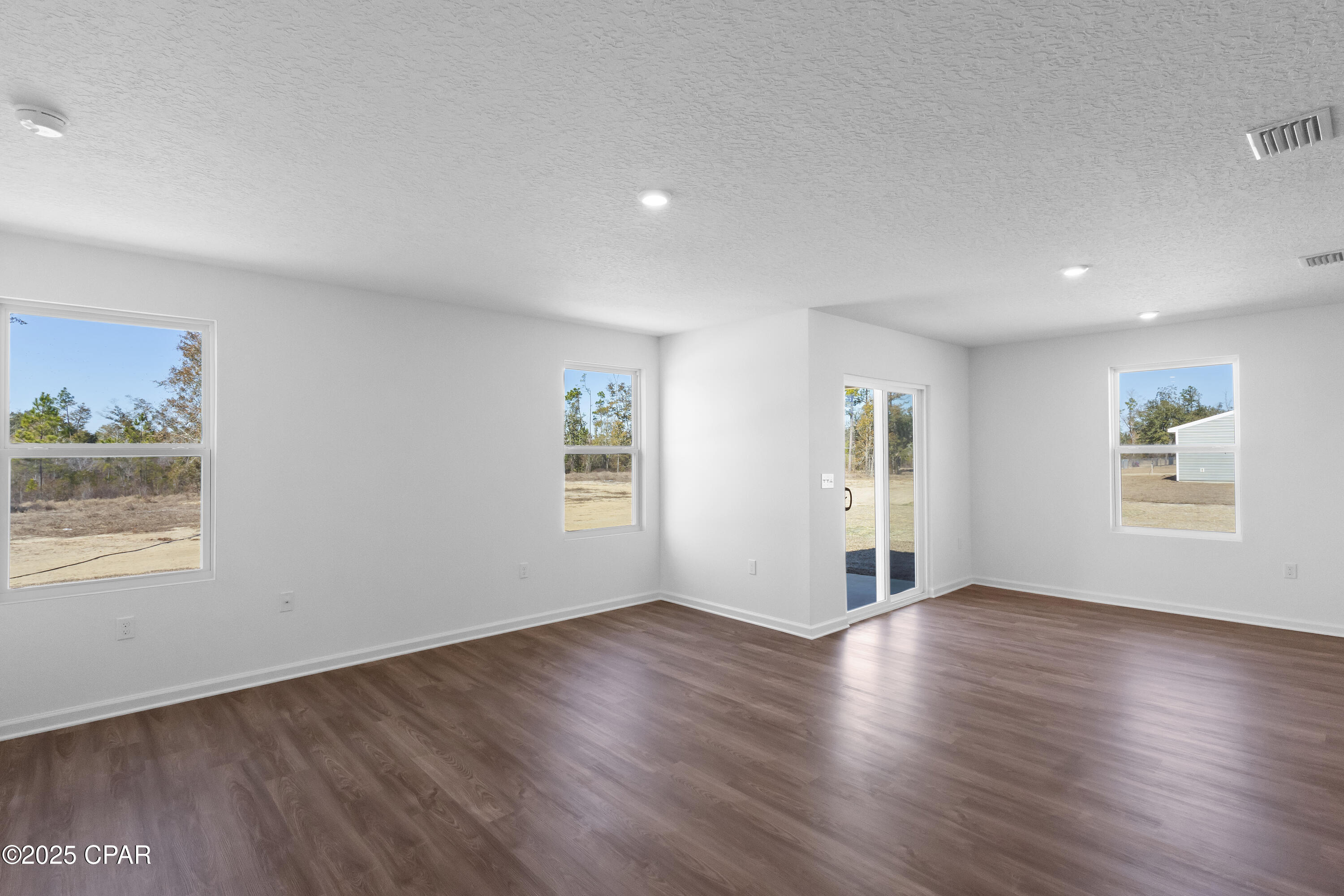 679 Fairview Road Marianna FL 32448