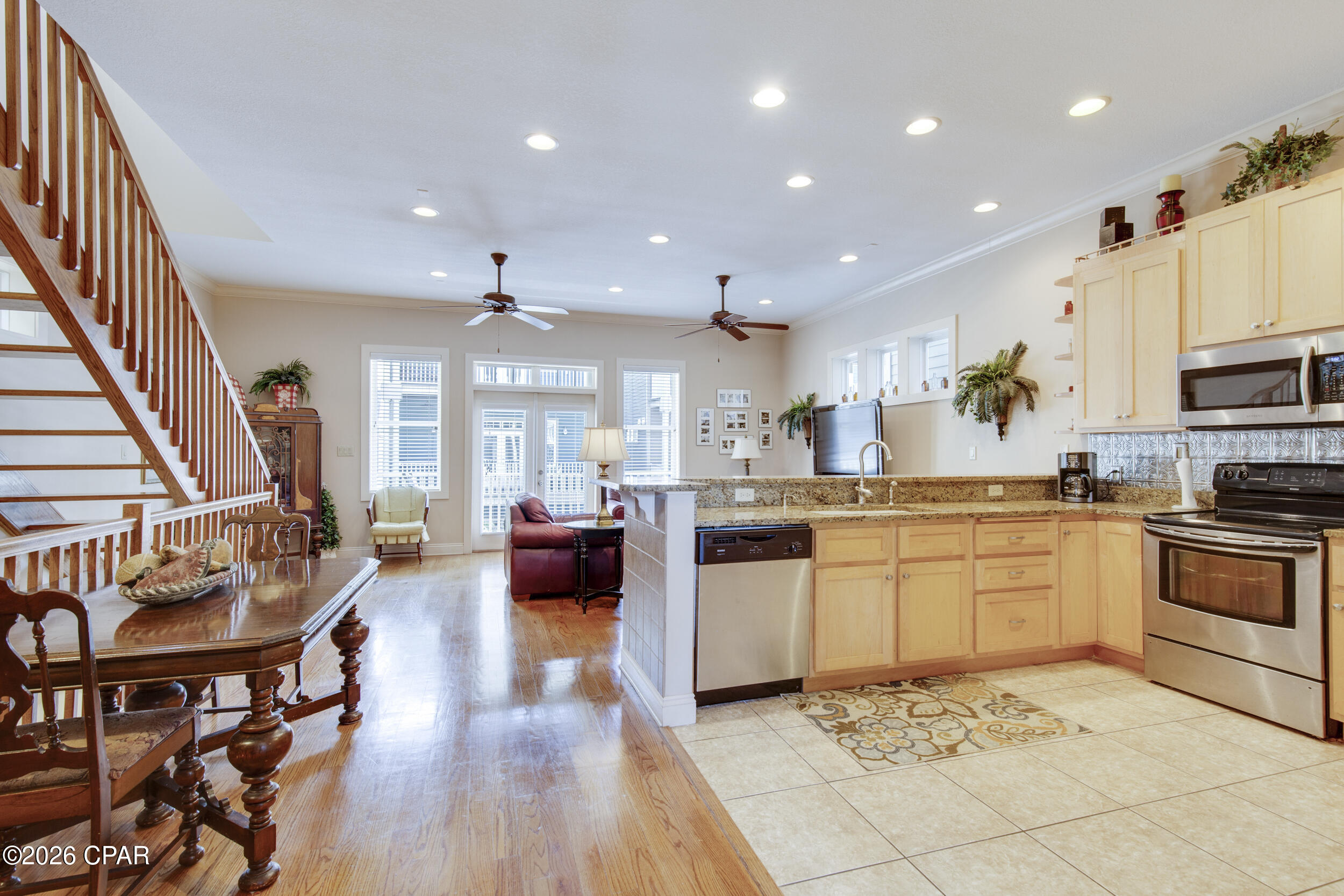 6230 Thomas Drive Panama City FL 32408