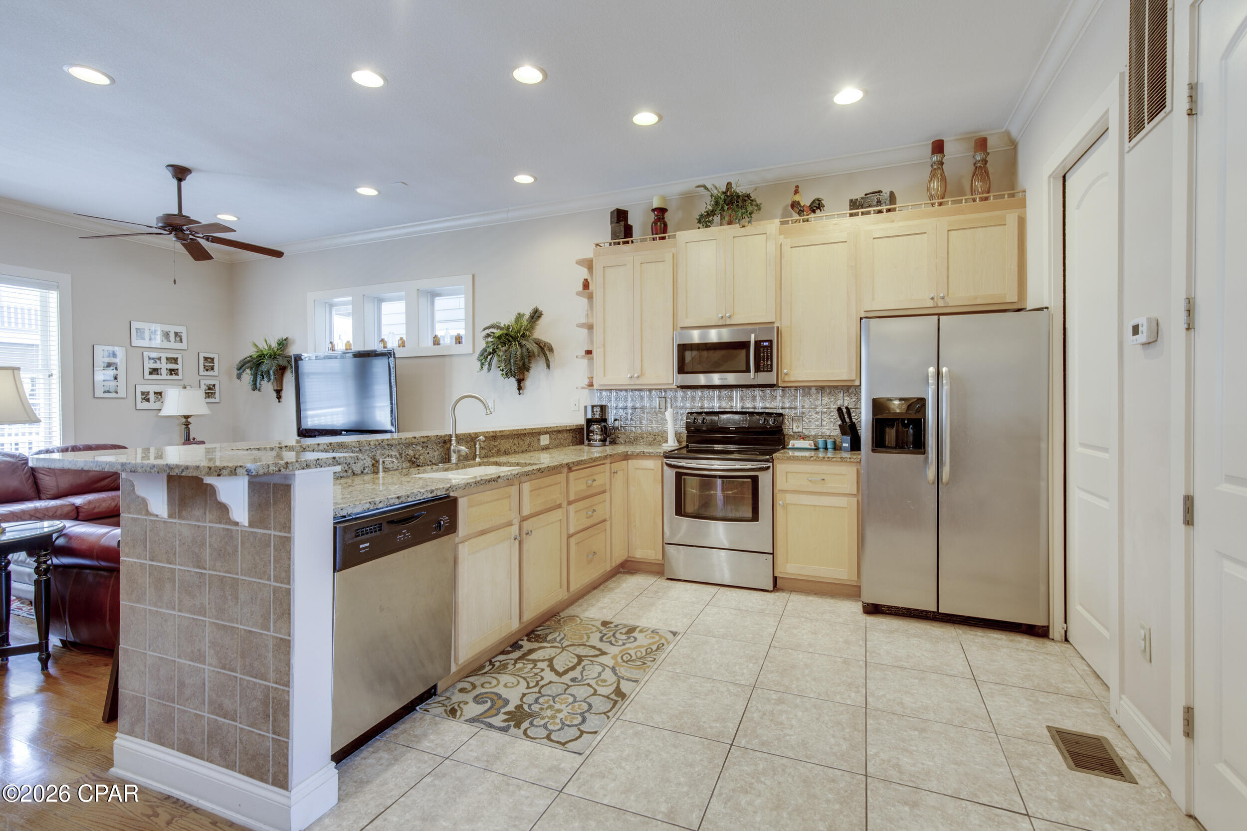 6230 Thomas Drive Panama City FL 32408