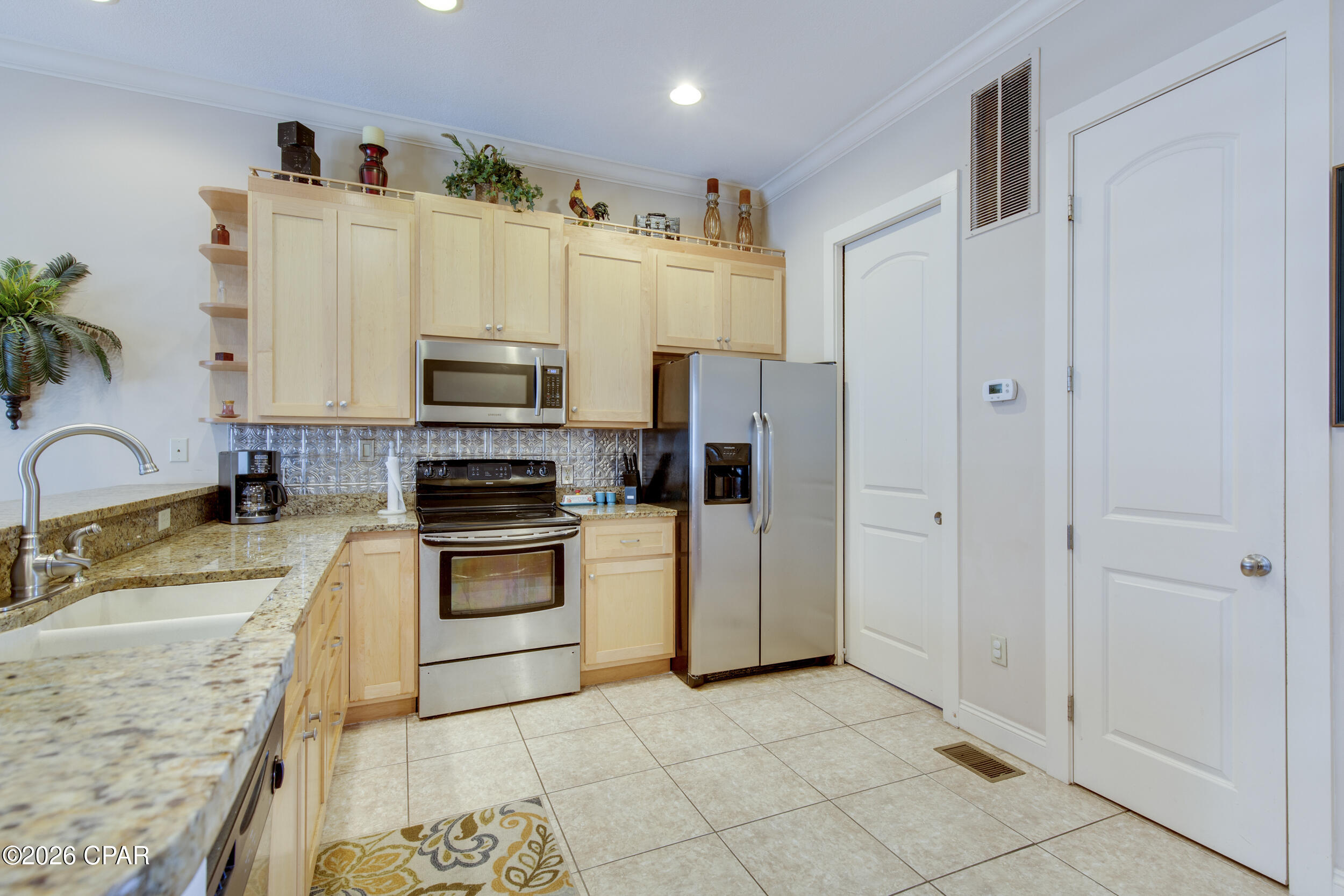 6230 Thomas Drive Panama City FL 32408