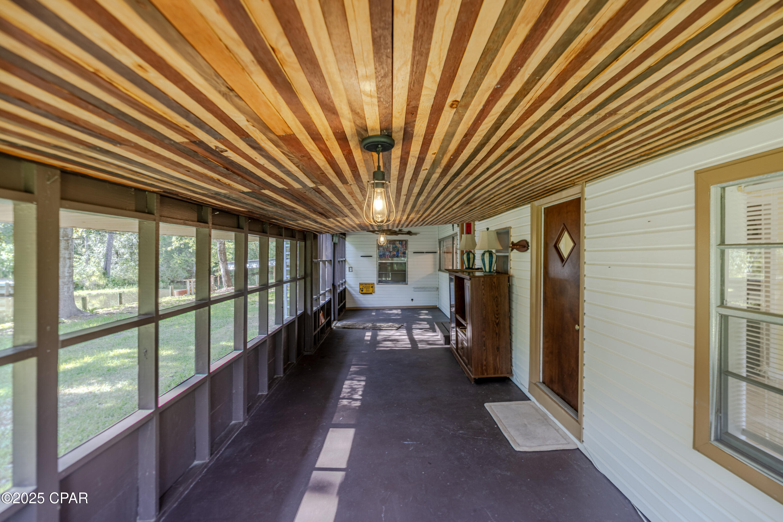 151 Swamp Haven Road Vernon FL 32462