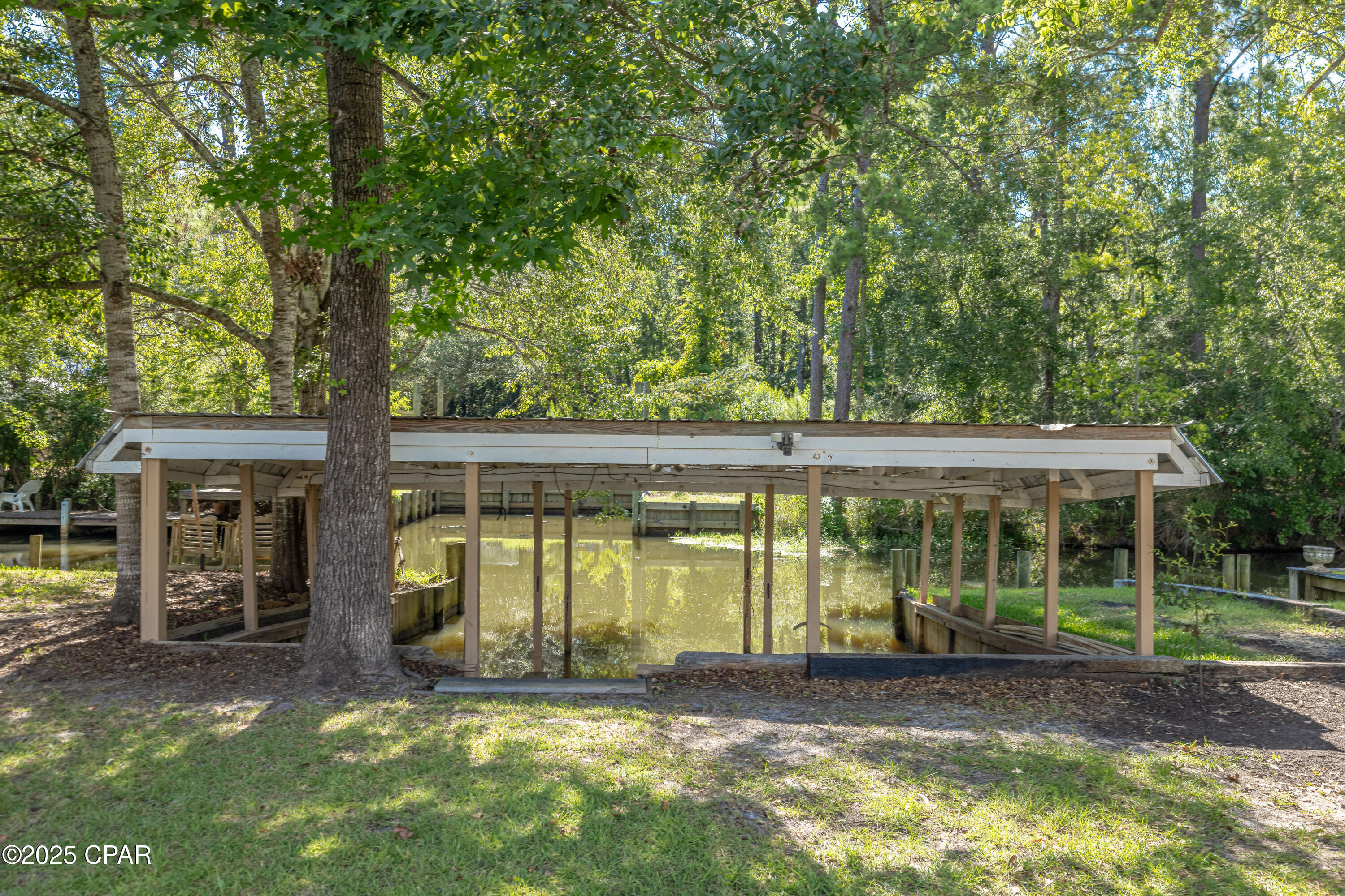 151 Swamp Haven Road Vernon FL 32462