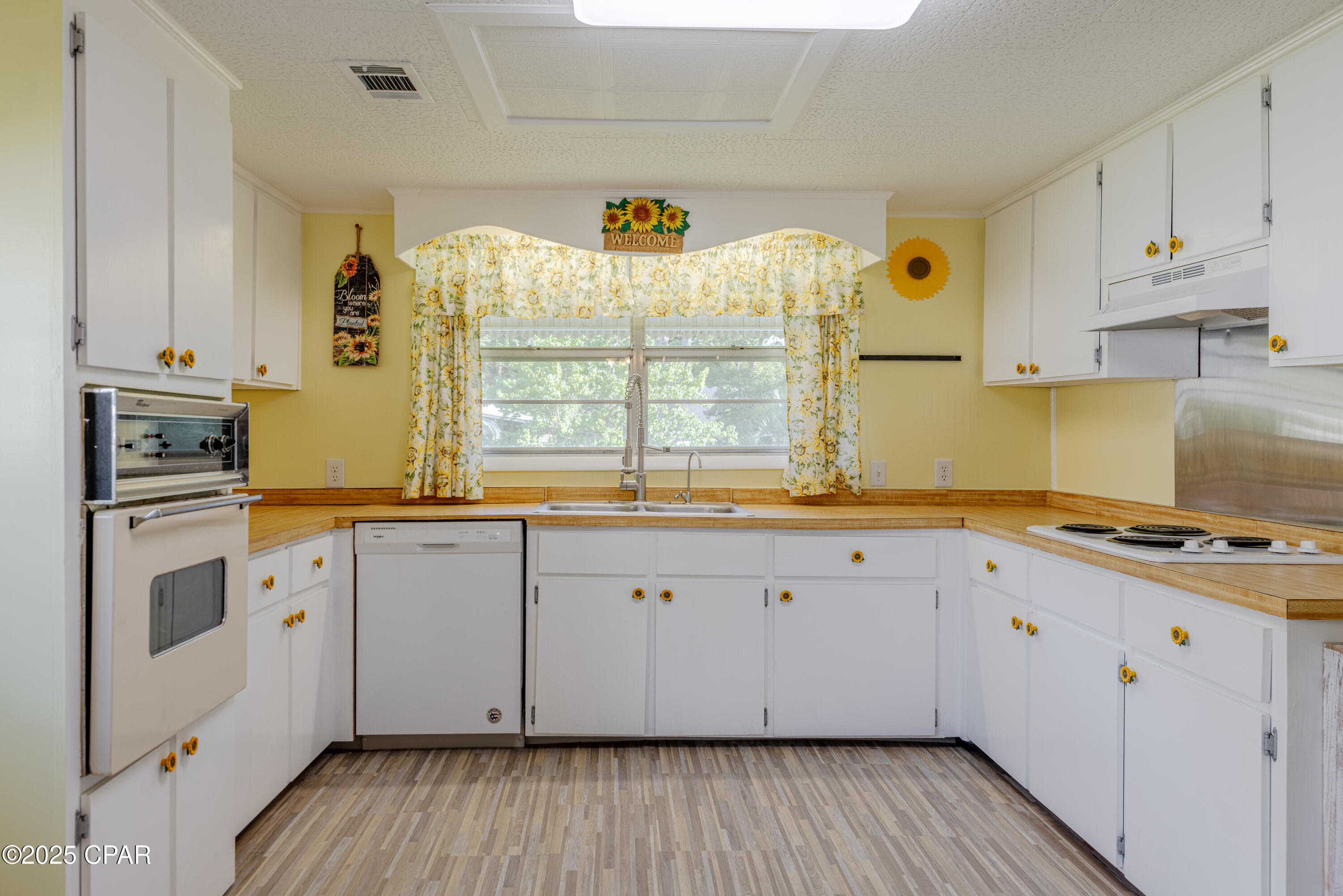 151 Swamp Haven Road Vernon FL 32462