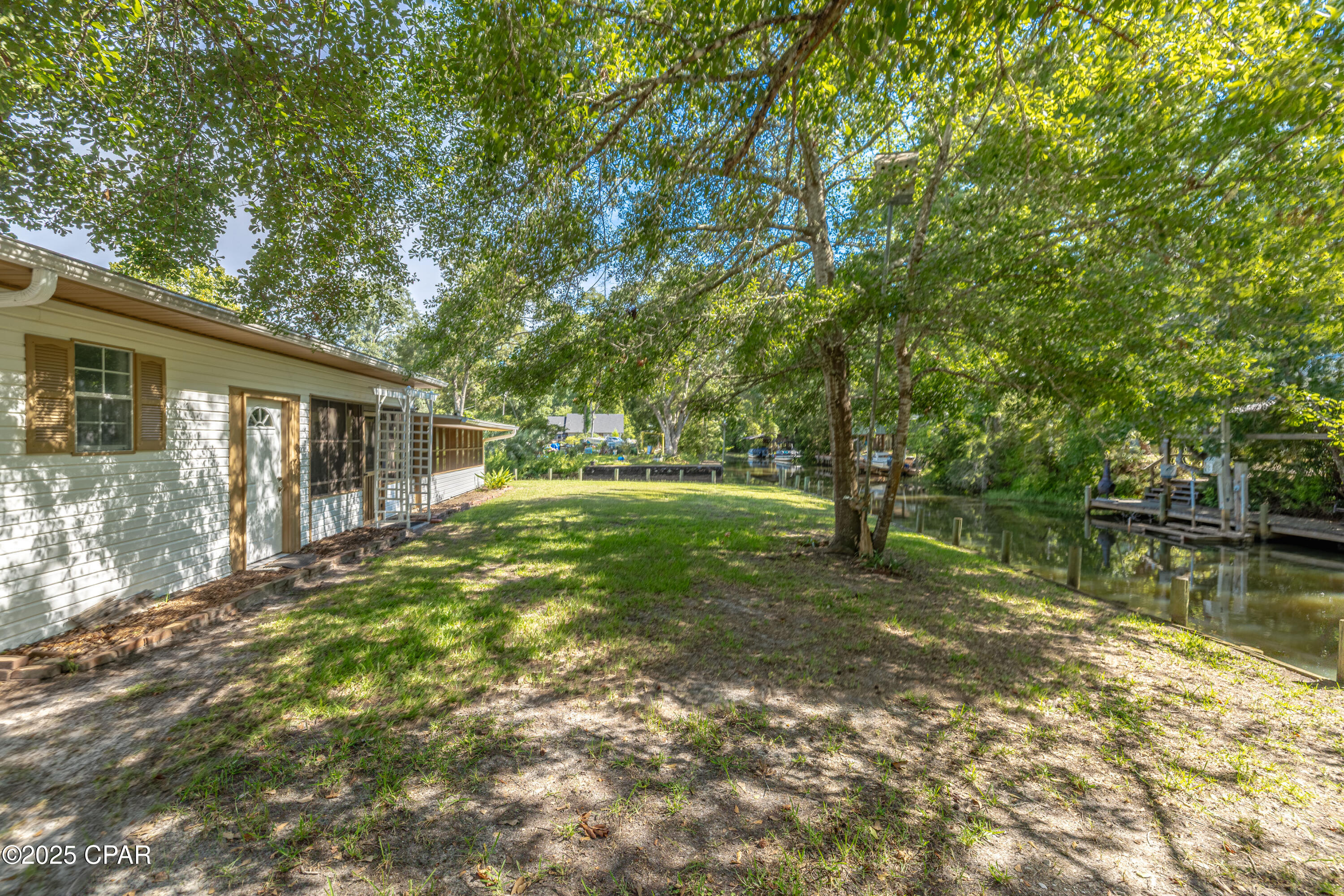 151 Swamp Haven Road Vernon FL 32462