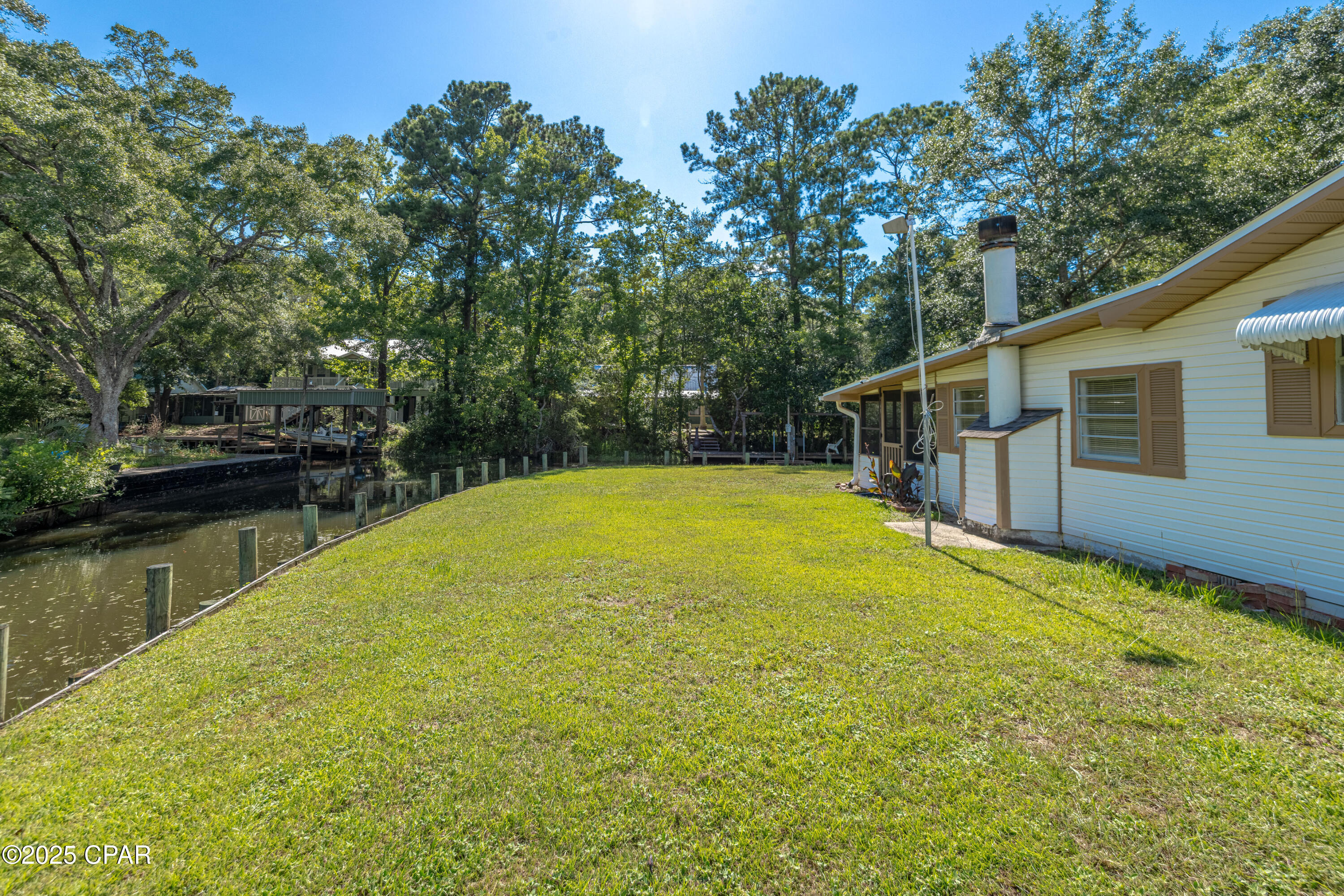 151 Swamp Haven Road Vernon FL 32462