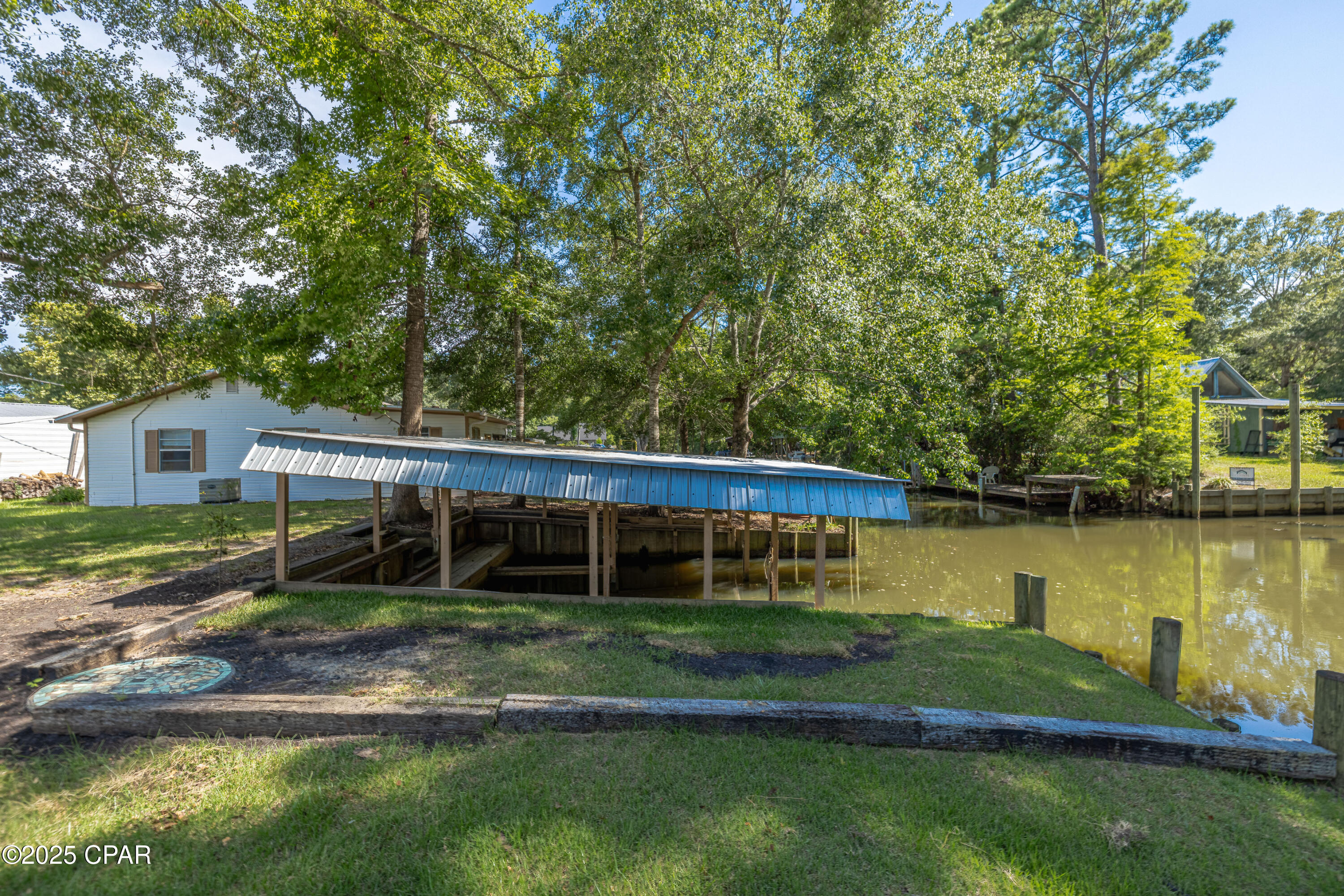 151 Swamp Haven Road Vernon FL 32462