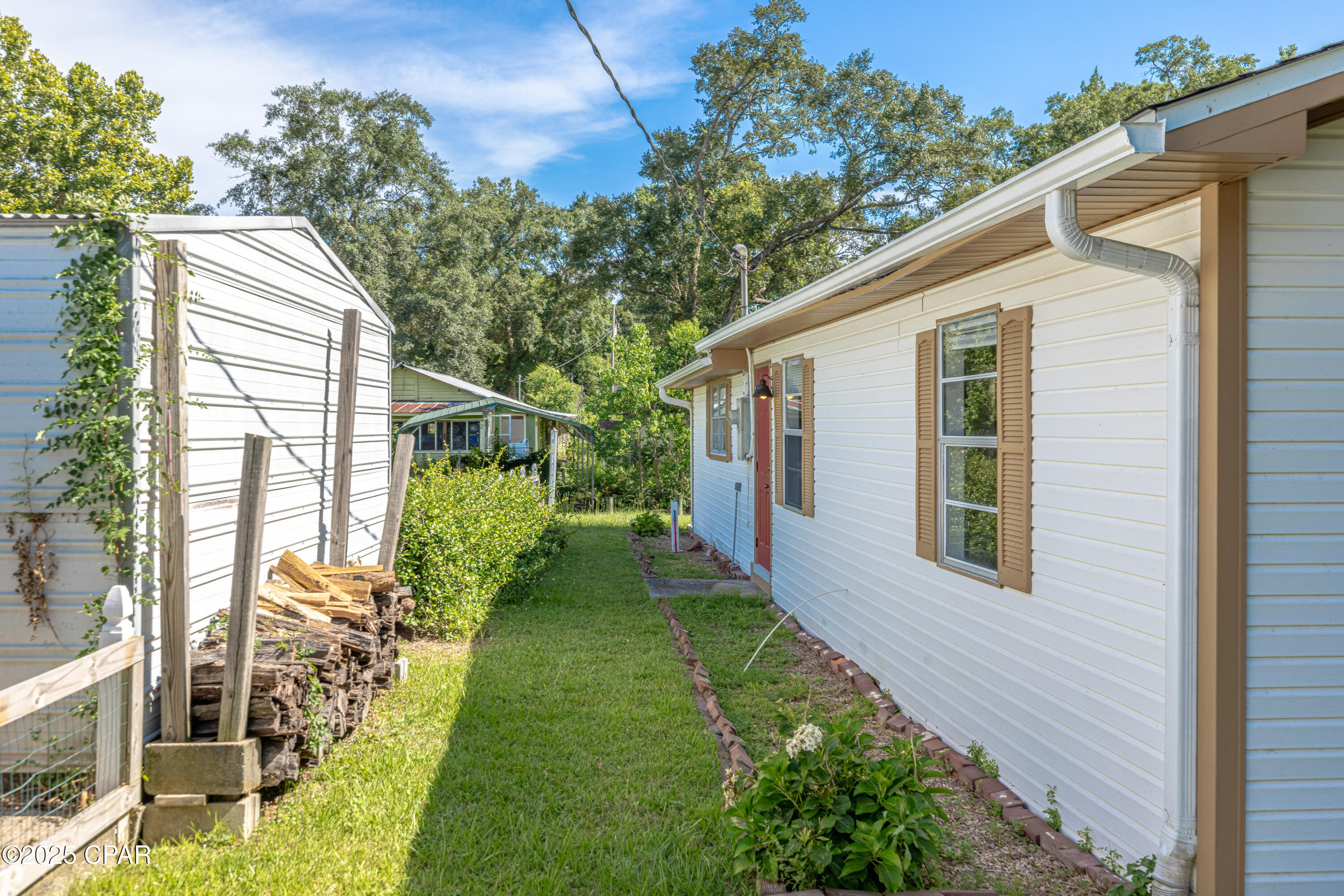 151 Swamp Haven Road Vernon FL 32462