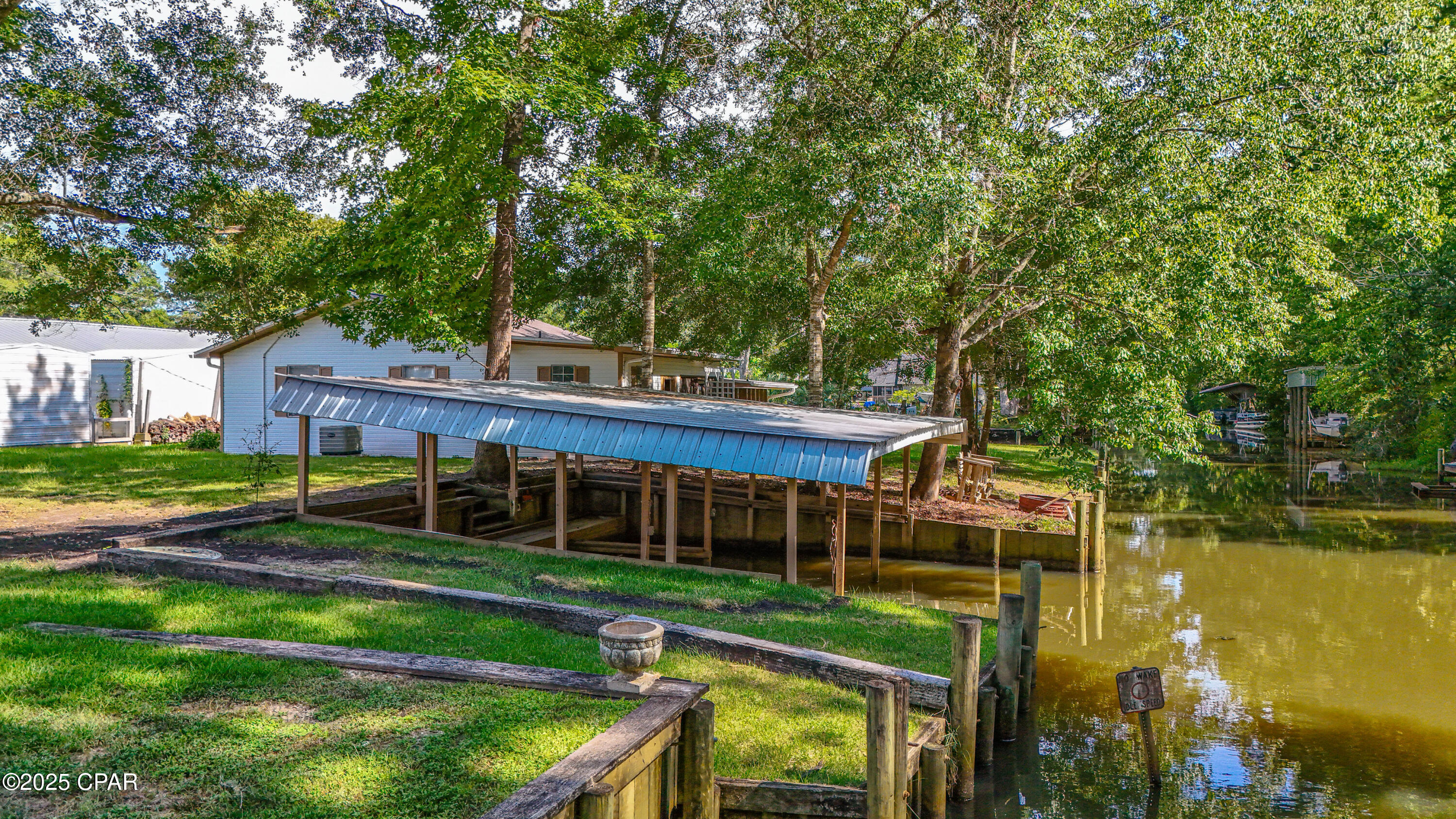 151 Swamp Haven Road Vernon FL 32462