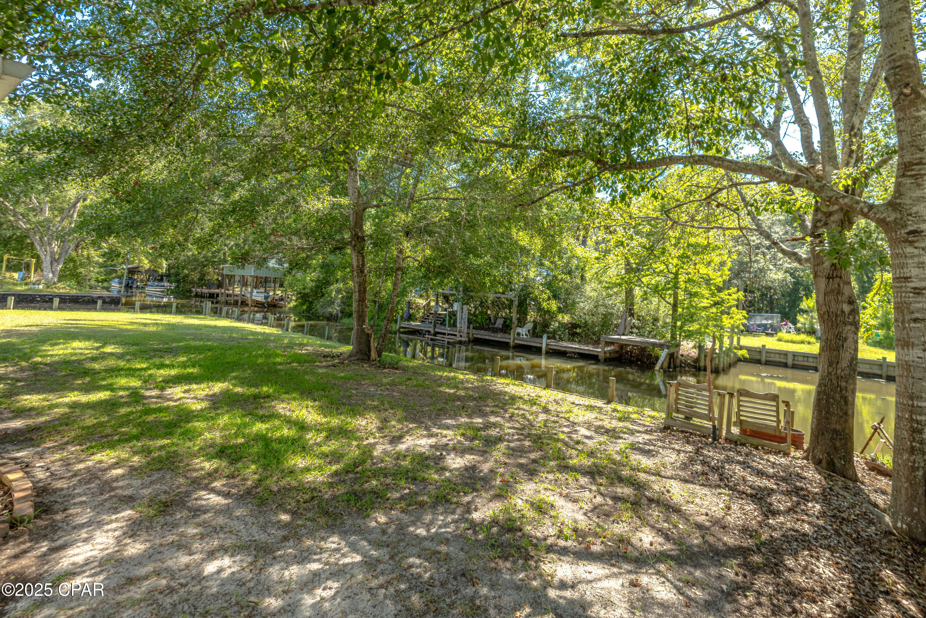 151 Swamp Haven Road Vernon FL 32462