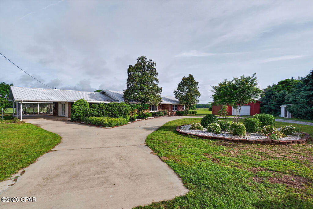 1712 Shamrock Lane Chipley FL 32428