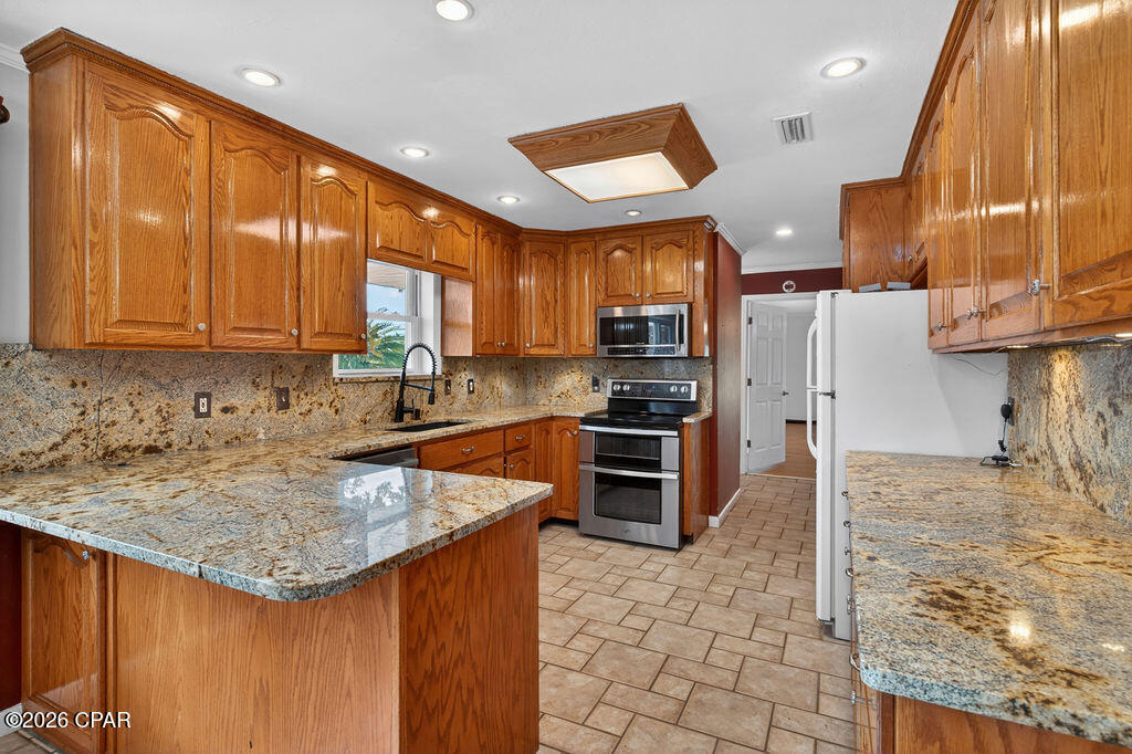 1712 Shamrock Lane Chipley FL 32428